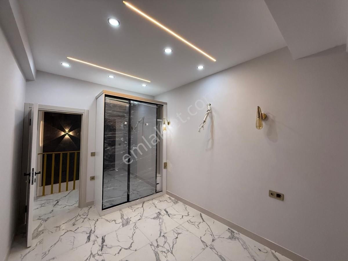 'kuşadası Davutlar Merkezde Özel Havuzlu Satılık Villa' - Görsel 12