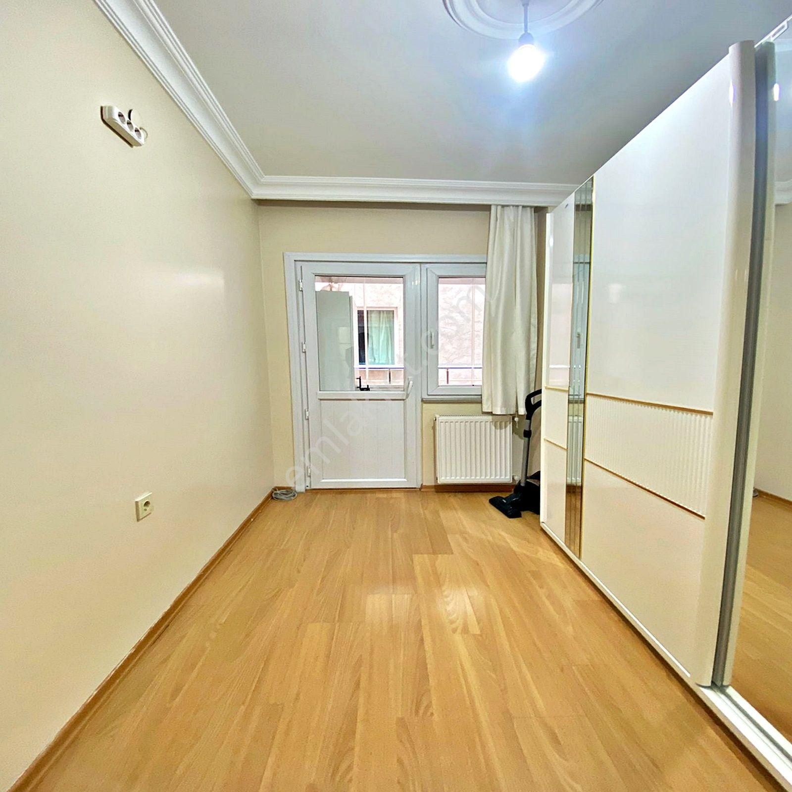 Zafer Mahallesinde Kat Mülkiyetli Tek Daire Üzeri 3+1 Ara Kat Daire - Görsel 34