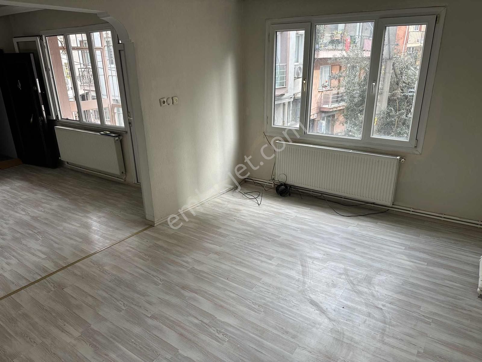 Demetten Doğalgazlı Klimalı Çift Cepheli Arakat Kiralık 1+1. - Görsel 15