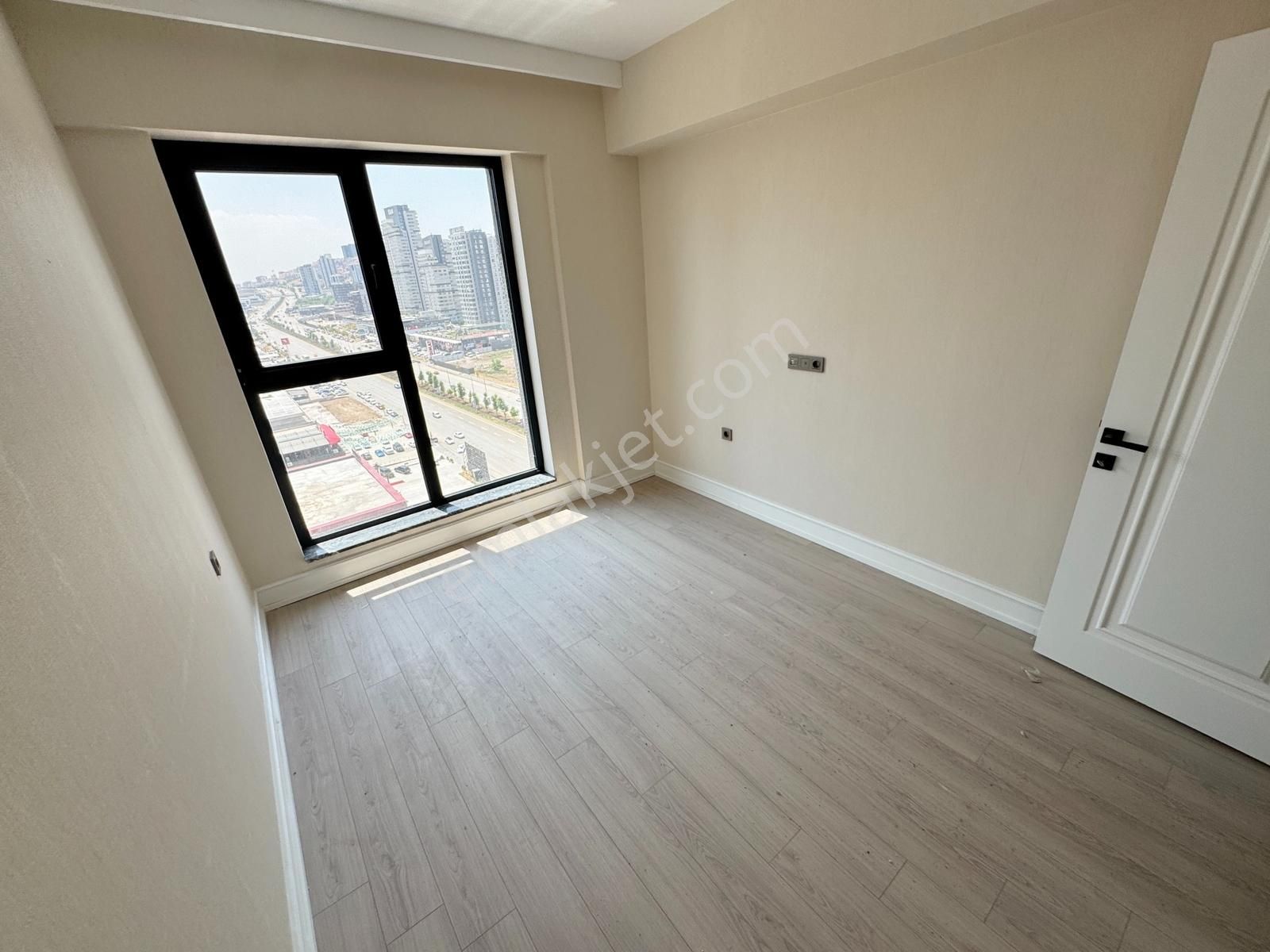 4+1 13.kat Doğan Tower'da Bulvara Cephe Eşsiz Ada Mutfaklı - Görsel 26