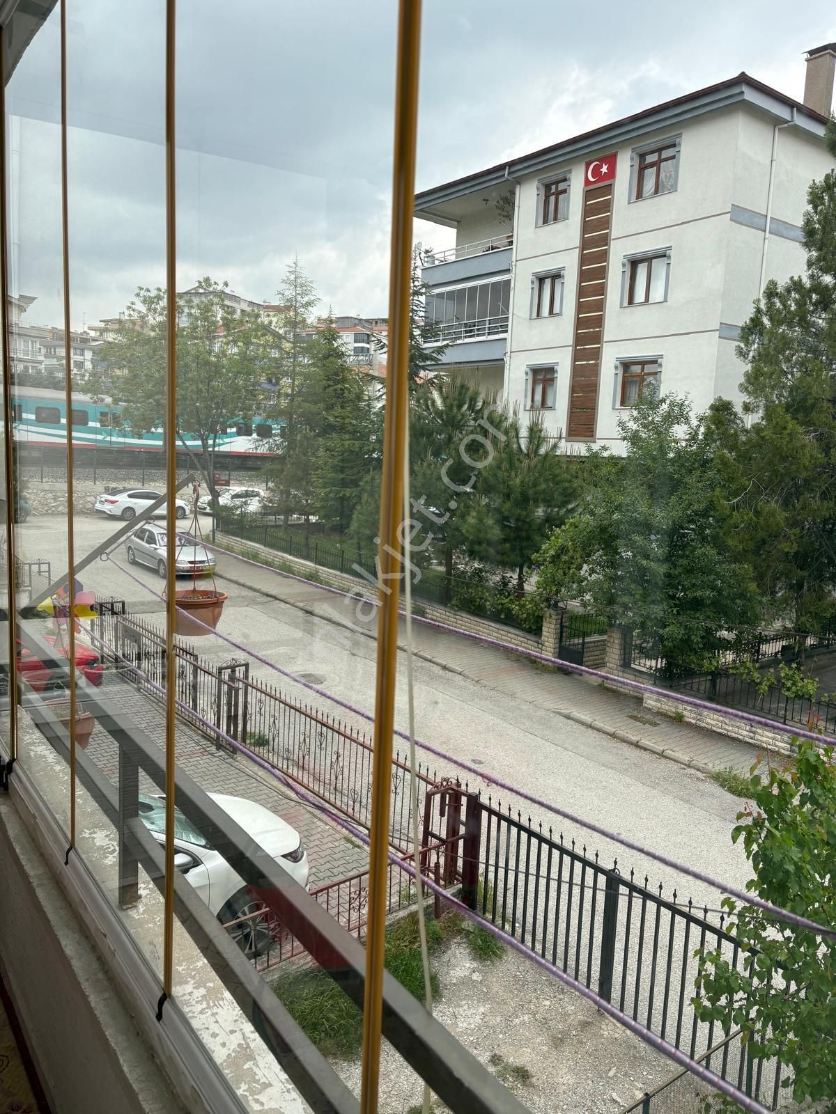 3+1 Kat 1 Ön Cephe Her Yere Cok Yakın 118 M2 Saymekadın Duragına Yakın - Görsel 17