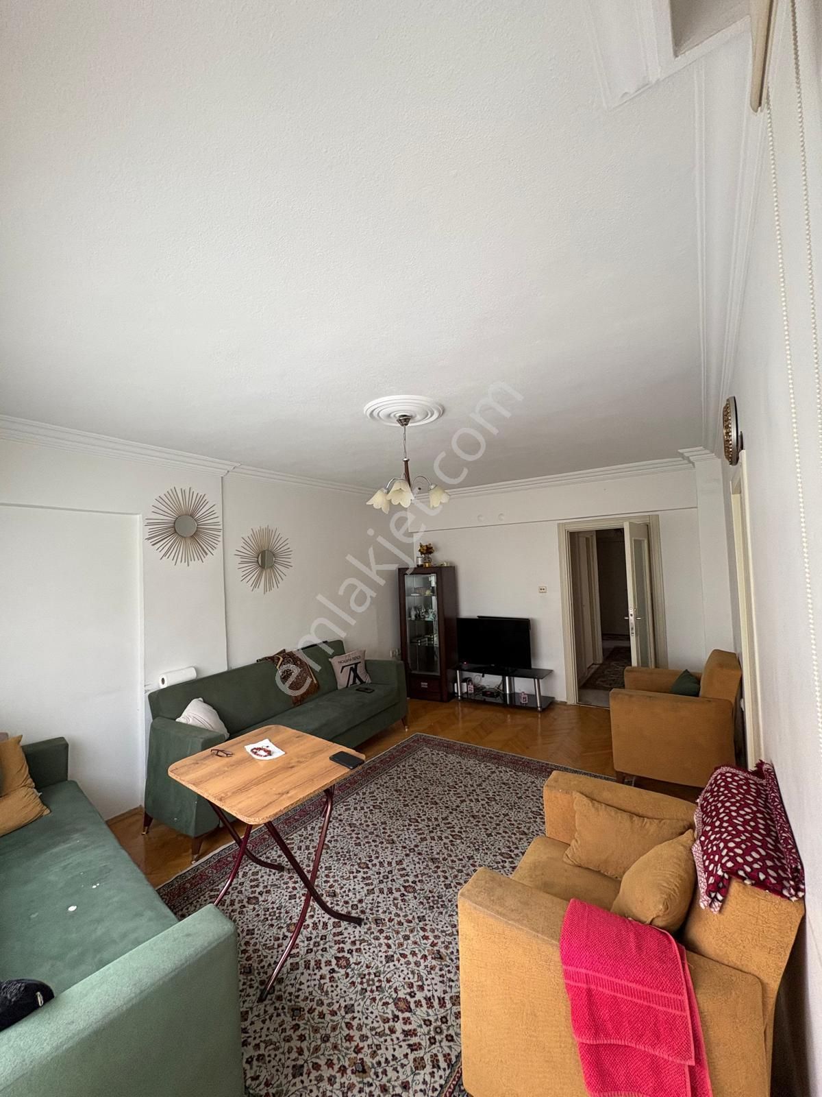 3+1 Kat 1 Ön Cephe Her Yere Cok Yakın 118 M2 Saymekadın Duragına Yakın