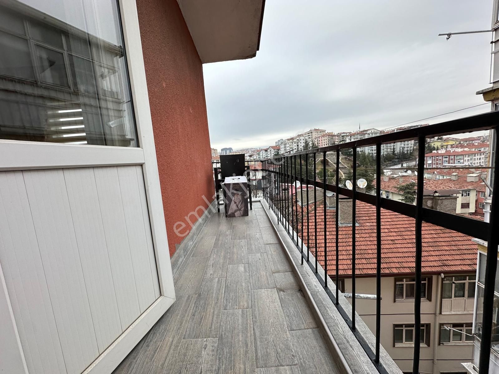 Genereal Tevfik Sağlam Caddesinde Lüx Yapılı Yapılı Ara Kat 3+1 - Görsel 32