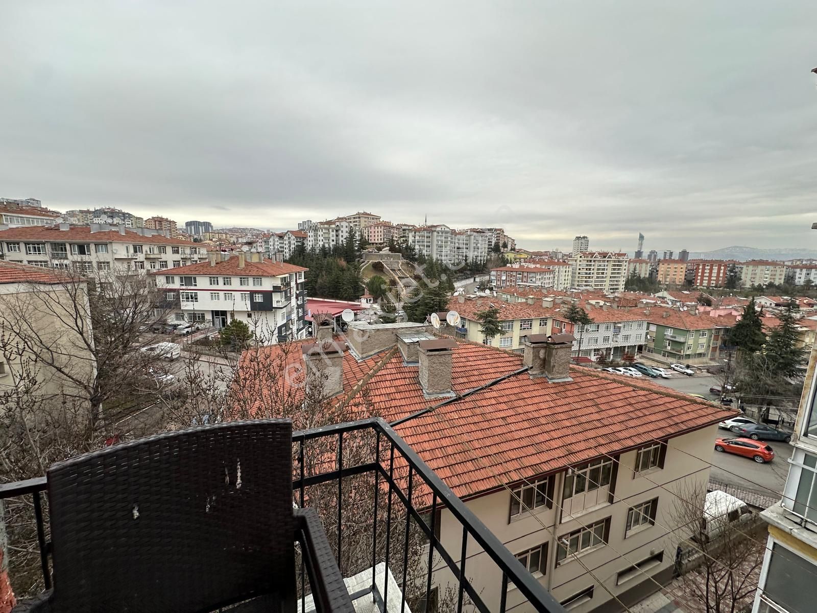 Genereal Tevfik Sağlam Caddesinde Lüx Yapılı Yapılı Ara Kat 3+1 - Görsel 31