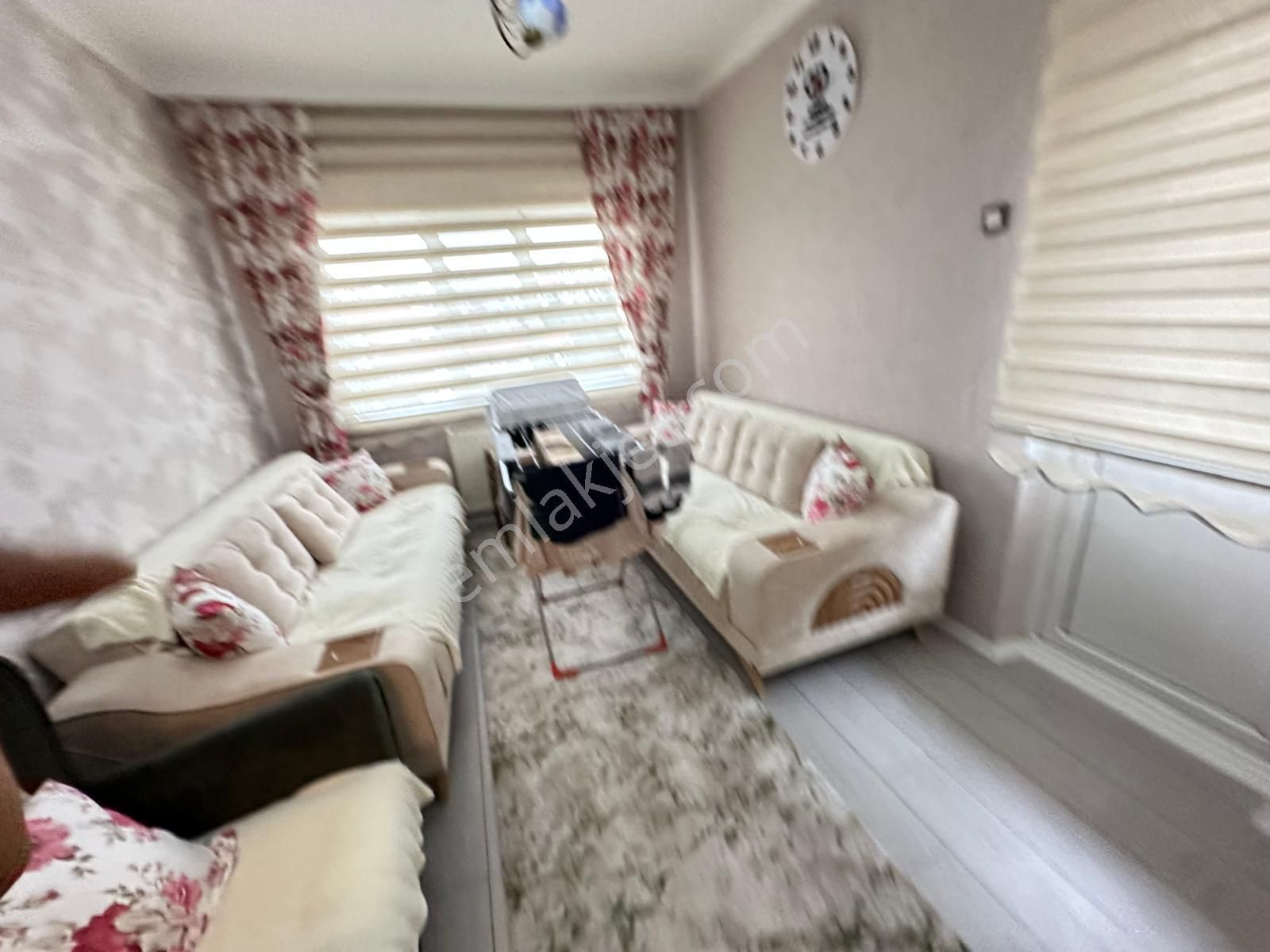 Genereal Tevfik Sağlam Caddesinde Lüx Yapılı Yapılı Ara Kat 3+1 - Görsel 15