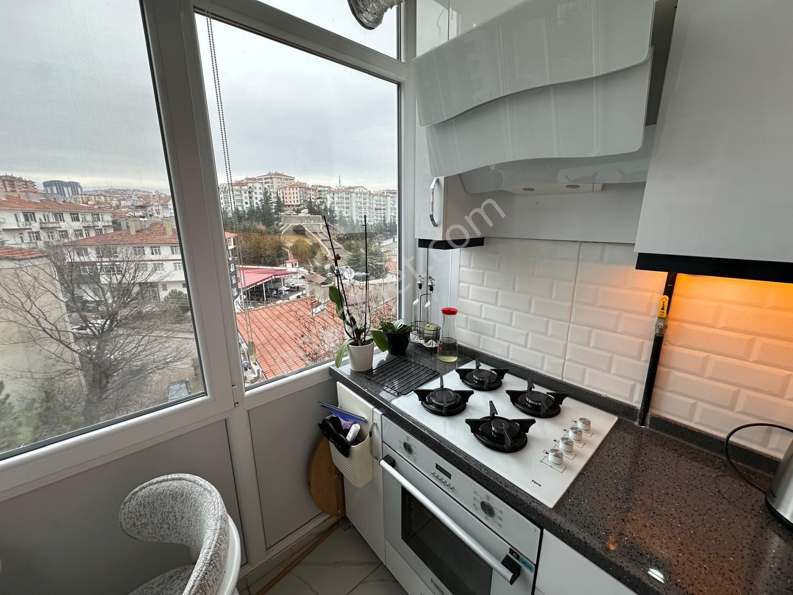 Genereal Tevfik Sağlam Caddesinde Lüx Yapılı Yapılı Ara Kat 3+1 - Görsel 10