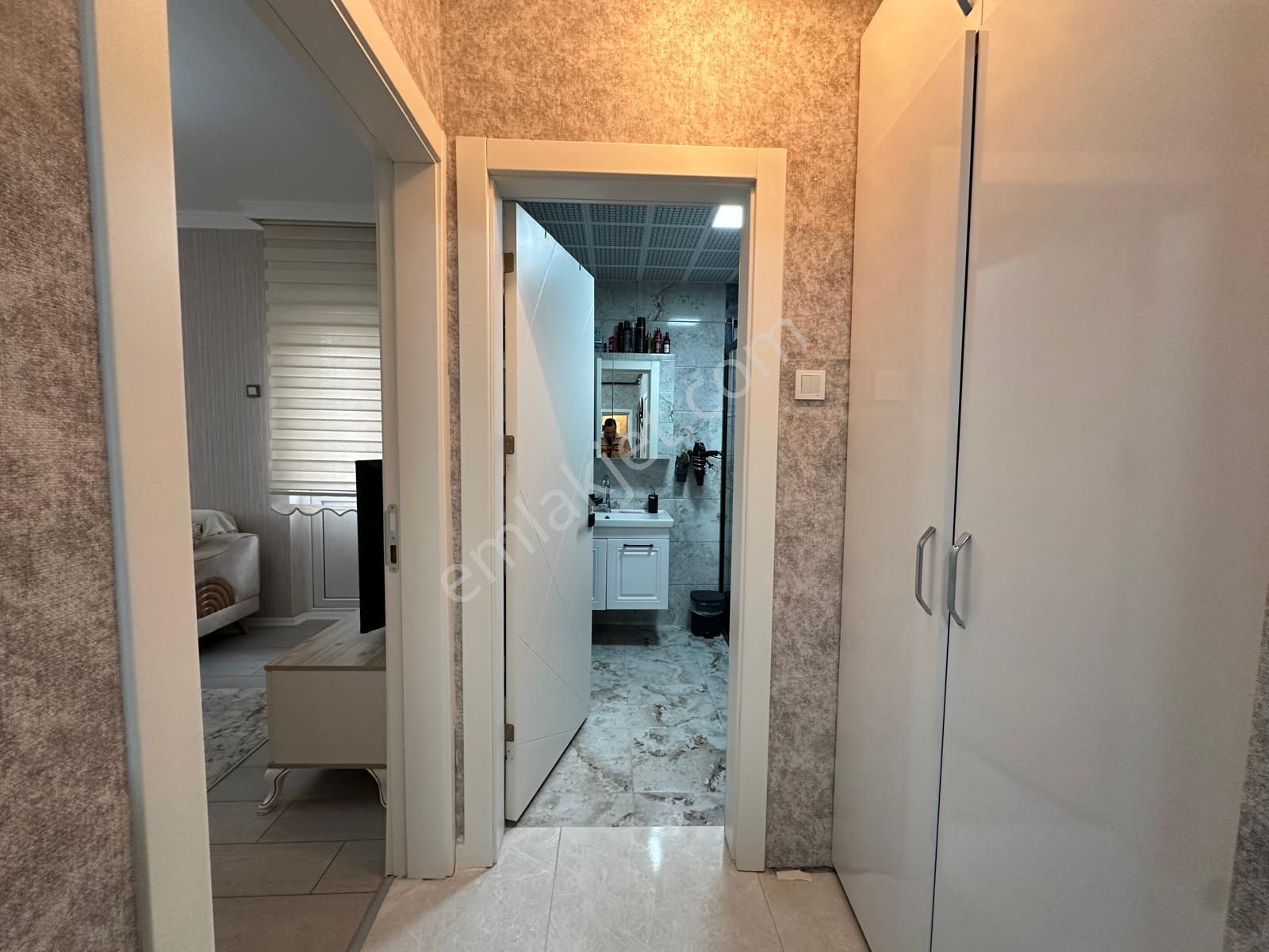 Genereal Tevfik Sağlam Caddesinde Lüx Yapılı Yapılı Ara Kat 3+1 - Görsel 25