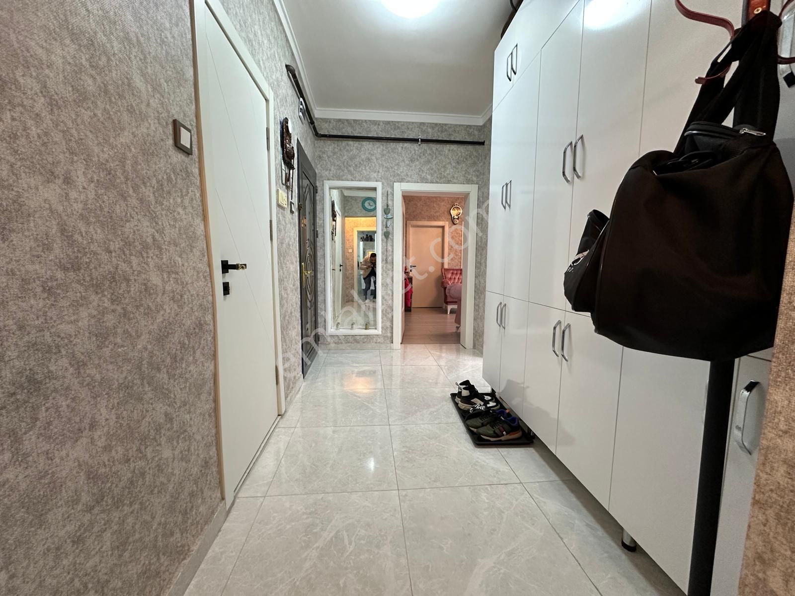 Genereal Tevfik Sağlam Caddesinde Lüx Yapılı Yapılı Ara Kat 3+1 - Görsel 23