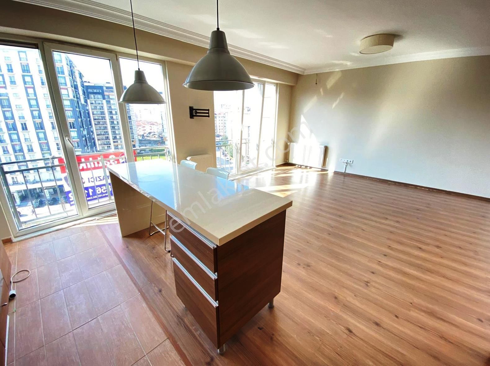 Adnan Kahveci, Kolejler Bölgesi'nde Satılık 1+1 Daire - Görsel 2