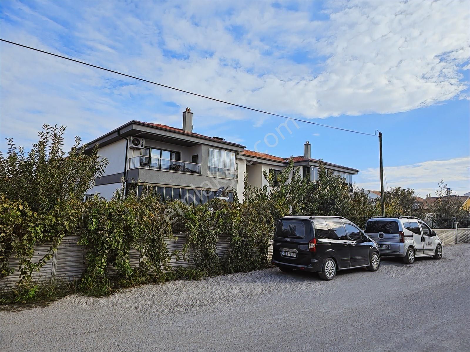 Meram Bahçeşehir 2.kat 4+1 Kiracılı Satılık Daire - Görsel 17