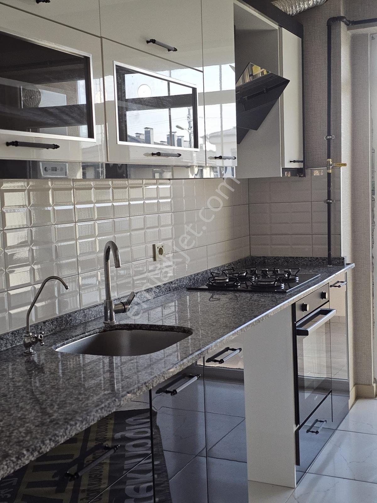 Meram Bahçeşehir 2.kat 4+1 Kiracılı Satılık Daire - Görsel 6