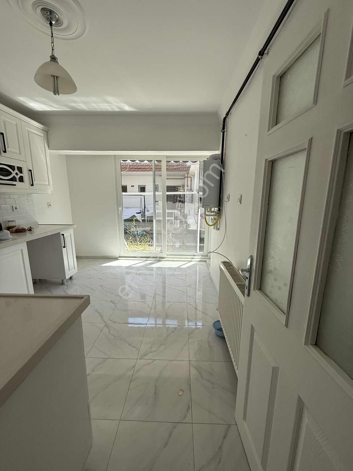 Gülağzı Erenköy Sitesi İç Tış Yeni Tadilatlı Villa - Görsel 19