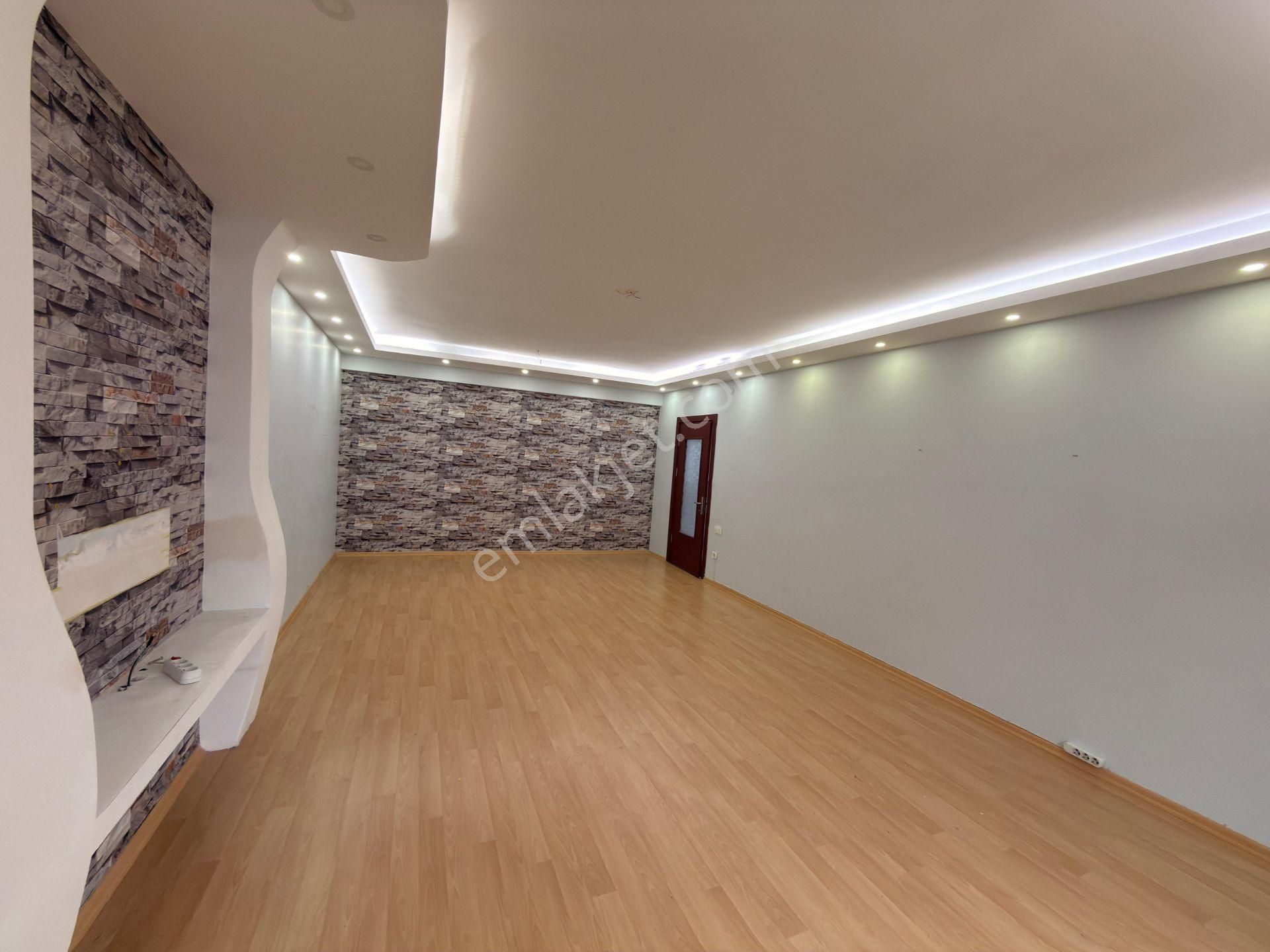 Güvenden Şehrin Göbeğinde 160m² Ara Kat Ön Cephe Satılık 3+1 - Görsel 7