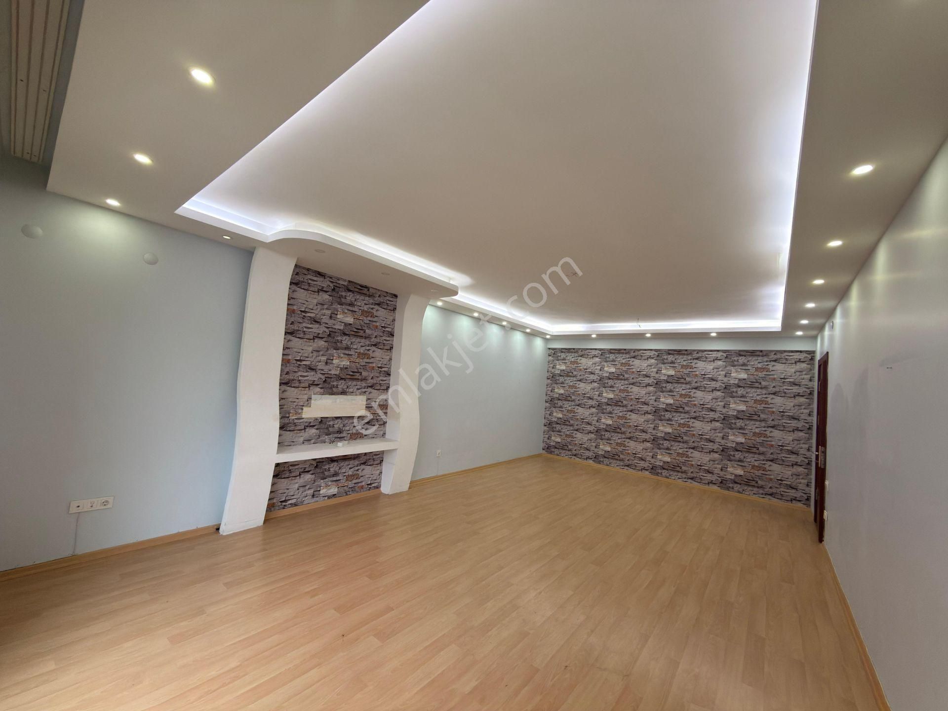 Güvenden Şehrin Göbeğinde 160m² Ara Kat Ön Cephe Satılık 3+1 - Görsel 6