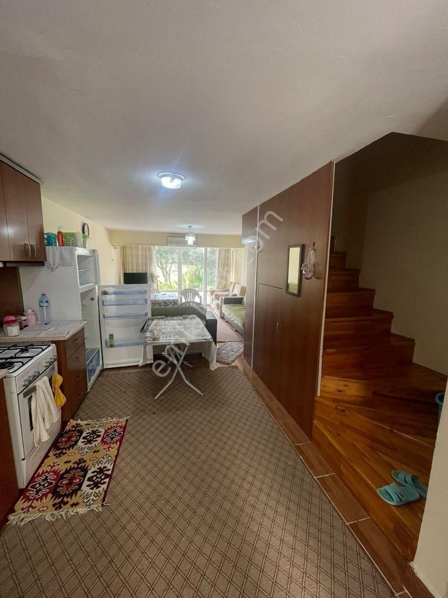 Boğazkent Eşyalı Kiralık 2+1 Dubleks Villa Denize 50 Mt Uzaklık - Görsel 6