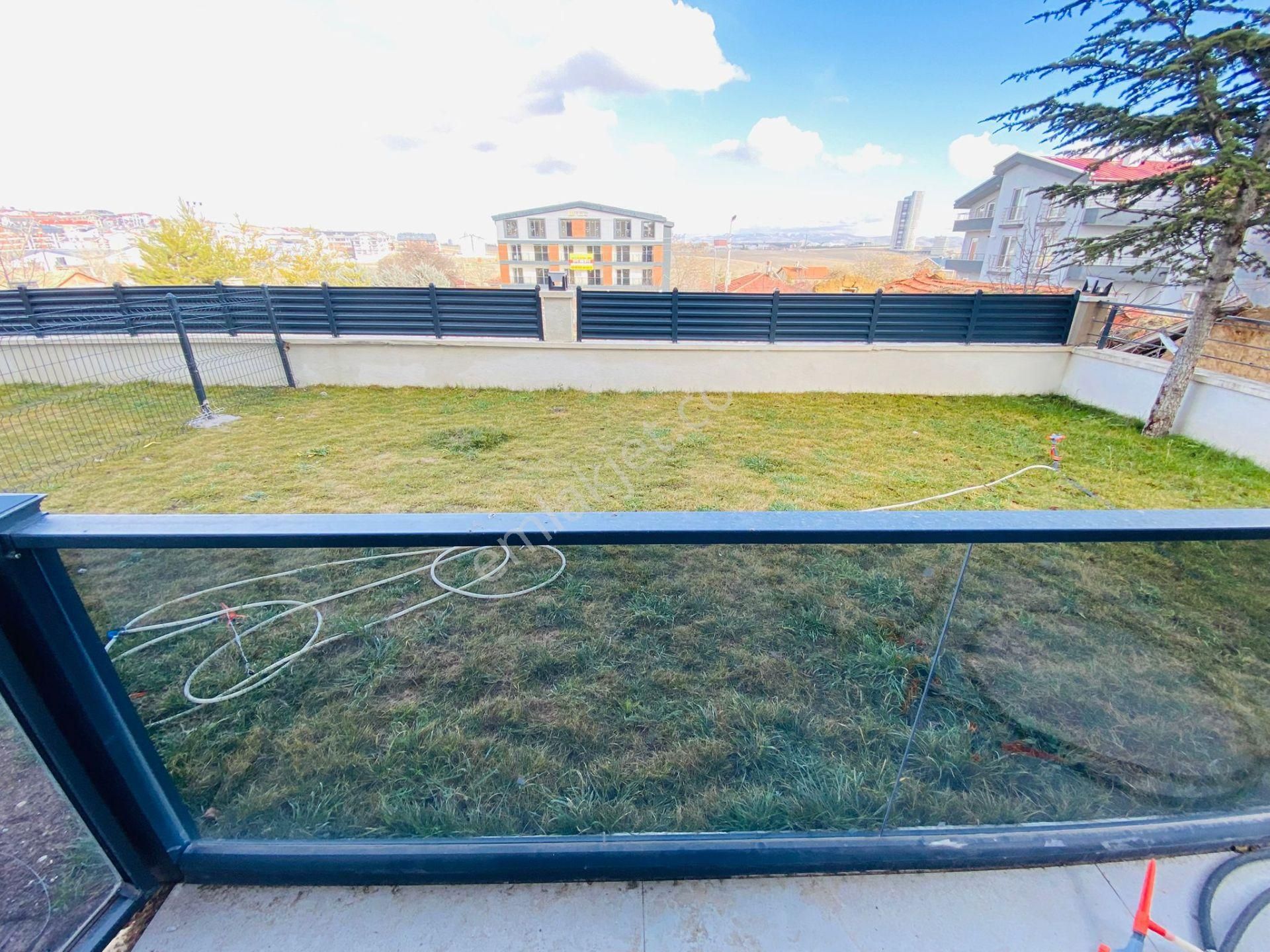 İncek Taşpınar'da Bahçe Kullanımlı 2+1 Sıfır Satılık Daire !!! - Görsel 18