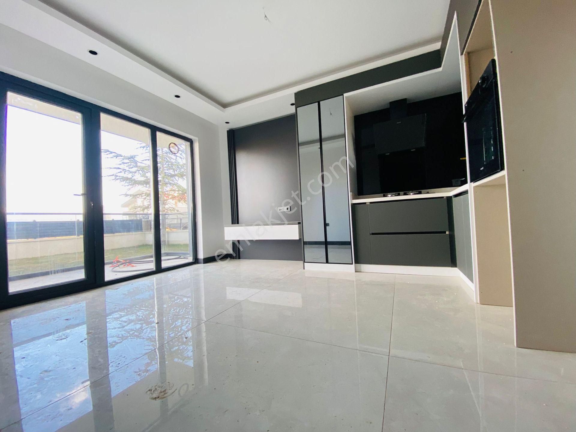 İncek Taşpınar'da Bahçe Kullanımlı 2+1 Sıfır Satılık Daire !!! - Görsel 4