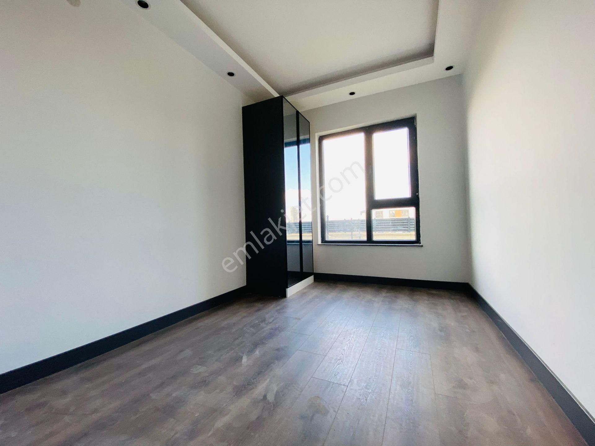 İncek Taşpınar'da Bahçe Kullanımlı 2+1 Sıfır Satılık Daire !!! - Görsel 14