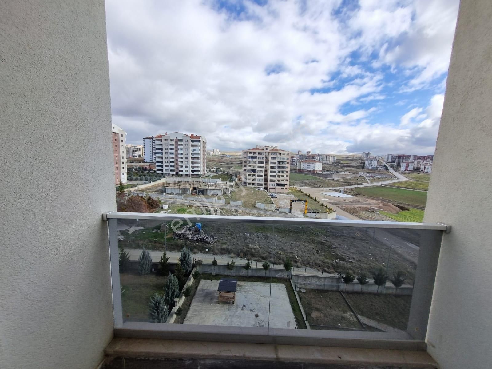 Sincan Temelli/alcı Mavi Sitede Kiralık 3+1 Kilerli Geniş Daire - Görsel 15