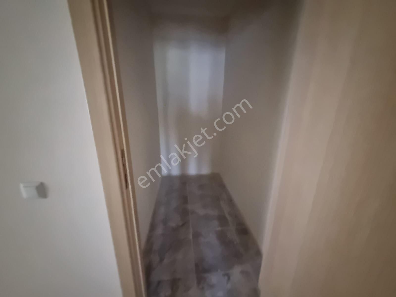 Sincan Temelli/alcı Mavi Sitede Kiralık 3+1 Kilerli Geniş Daire - Görsel 17