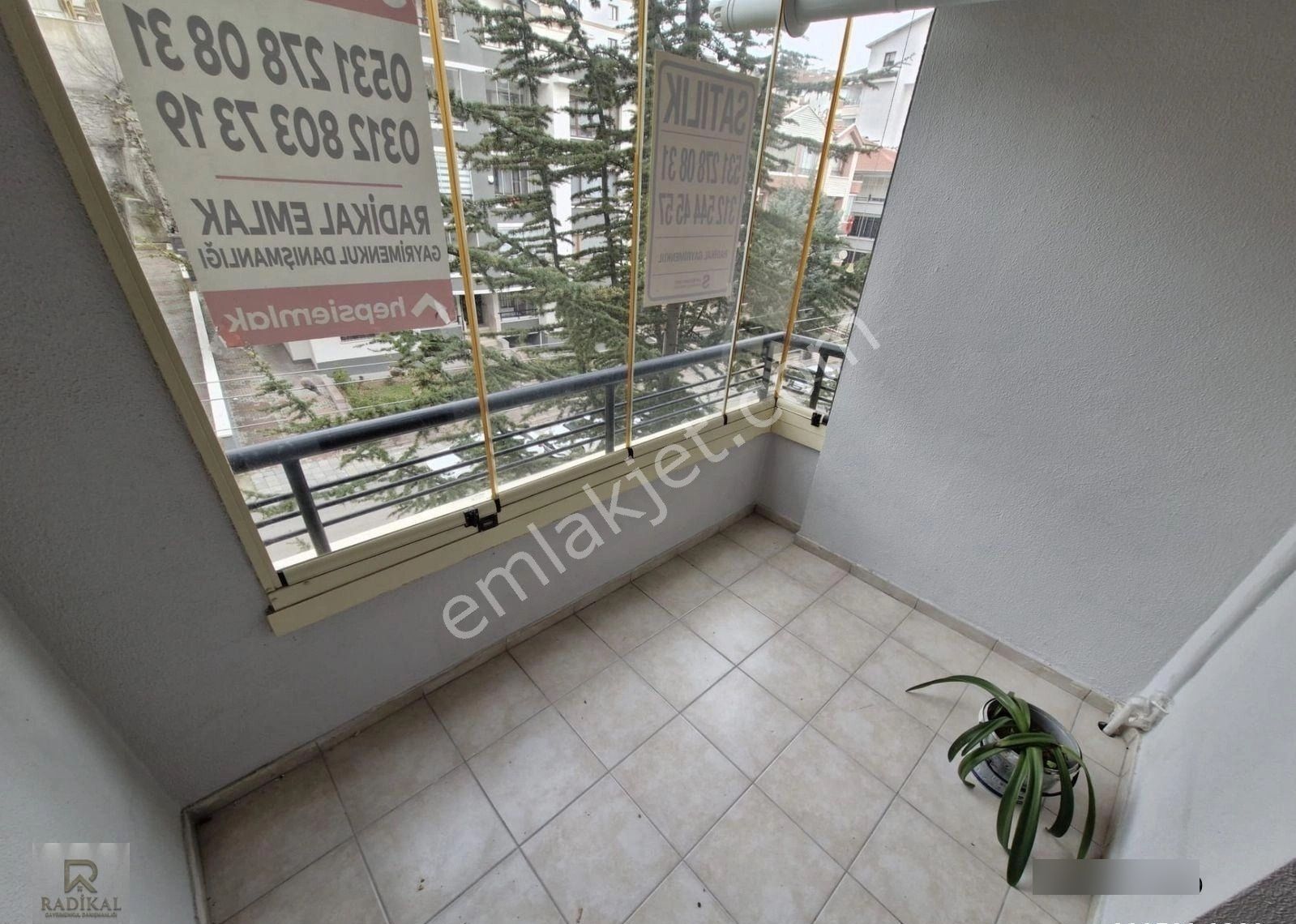 Birlik Mahallesi 393. Cadde Üzeri Asansörlü, Ara Kat, Kök Tapulu Satılık 3+1 Kupon Daire............ - Görsel 2