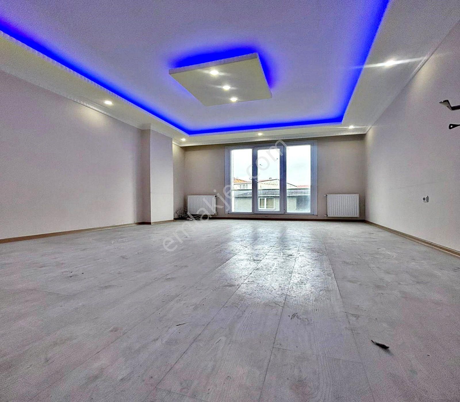Yeşilkent Mahallesinde 2+1 Balkonlu Satılık Ara Kat Daire - Görsel 20