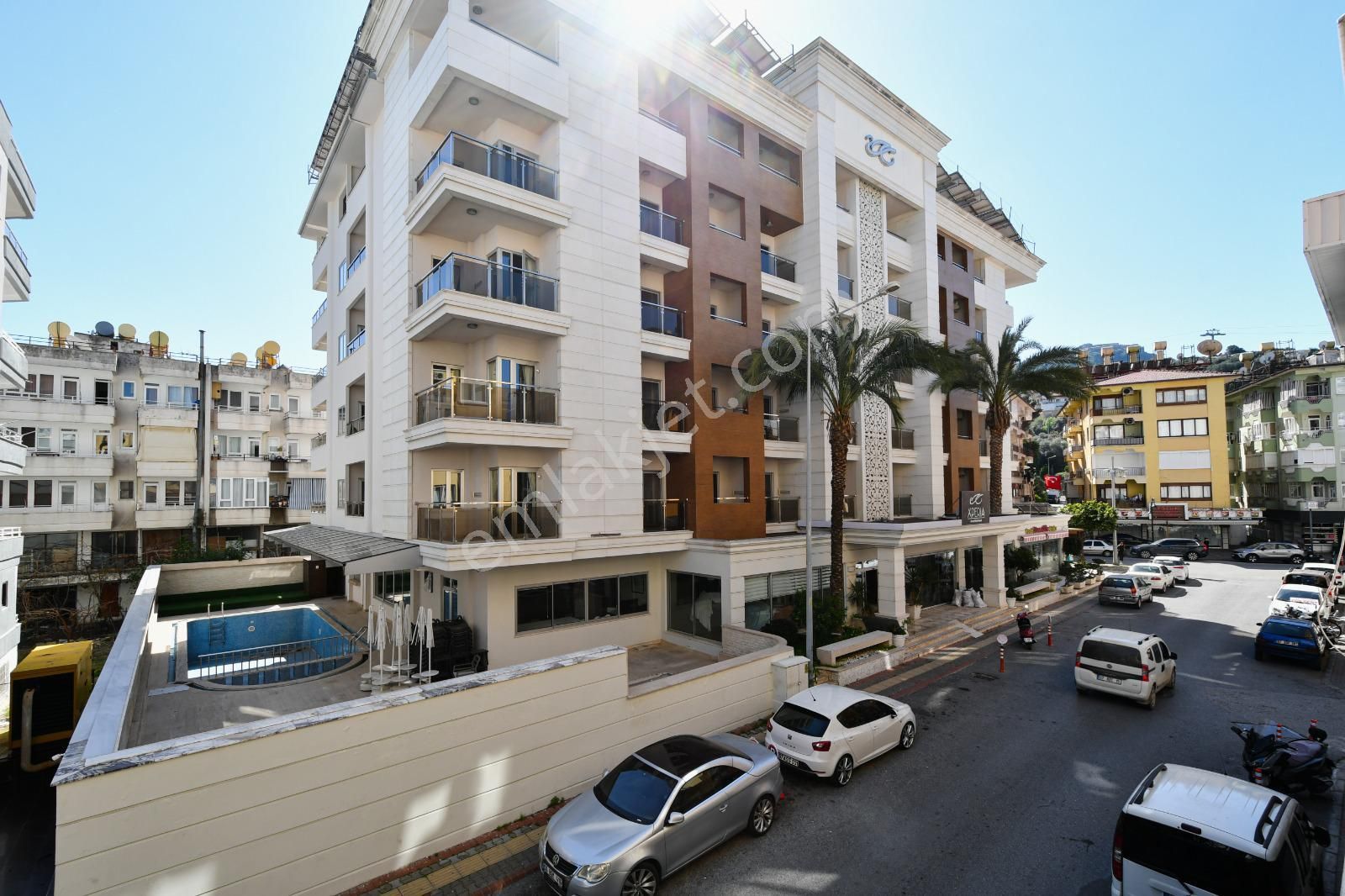 Alanya Merkezde Kiralık 2+1 Ayrı Mutfak Denize Yakın Daire - Görsel 25