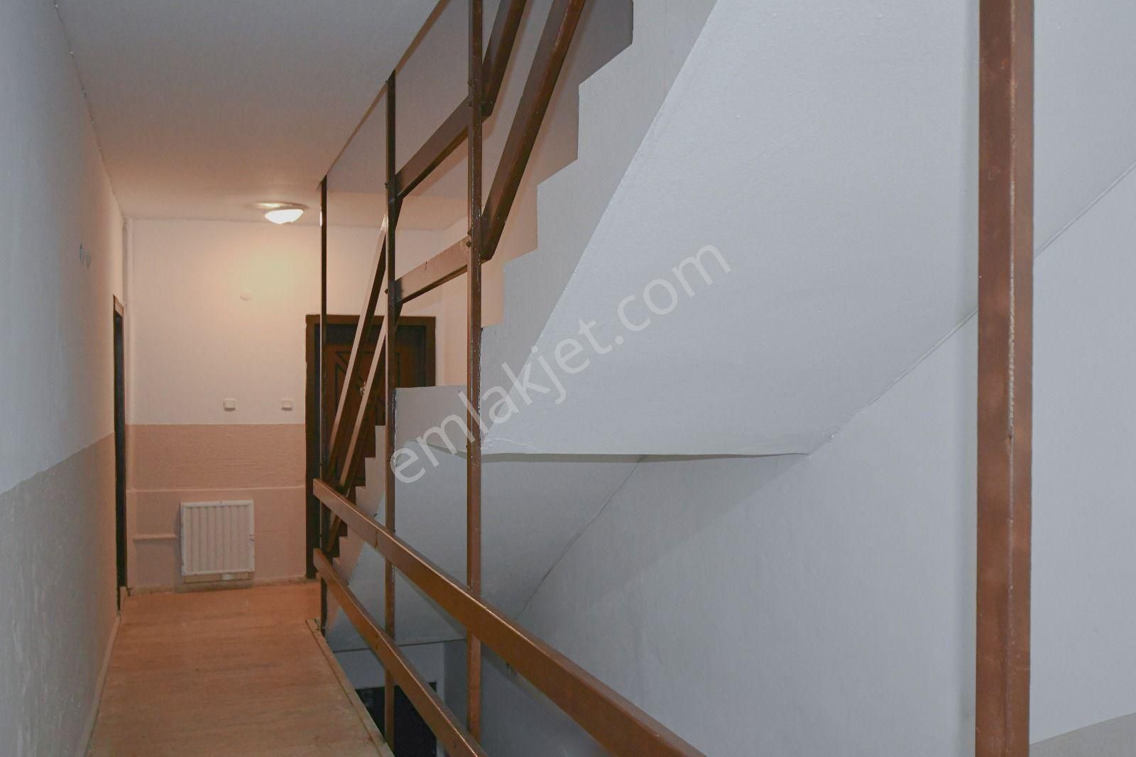 Alanya Merkezde Kiralık 2+1 Ayrı Mutfak Denize Yakın Daire - Görsel 27