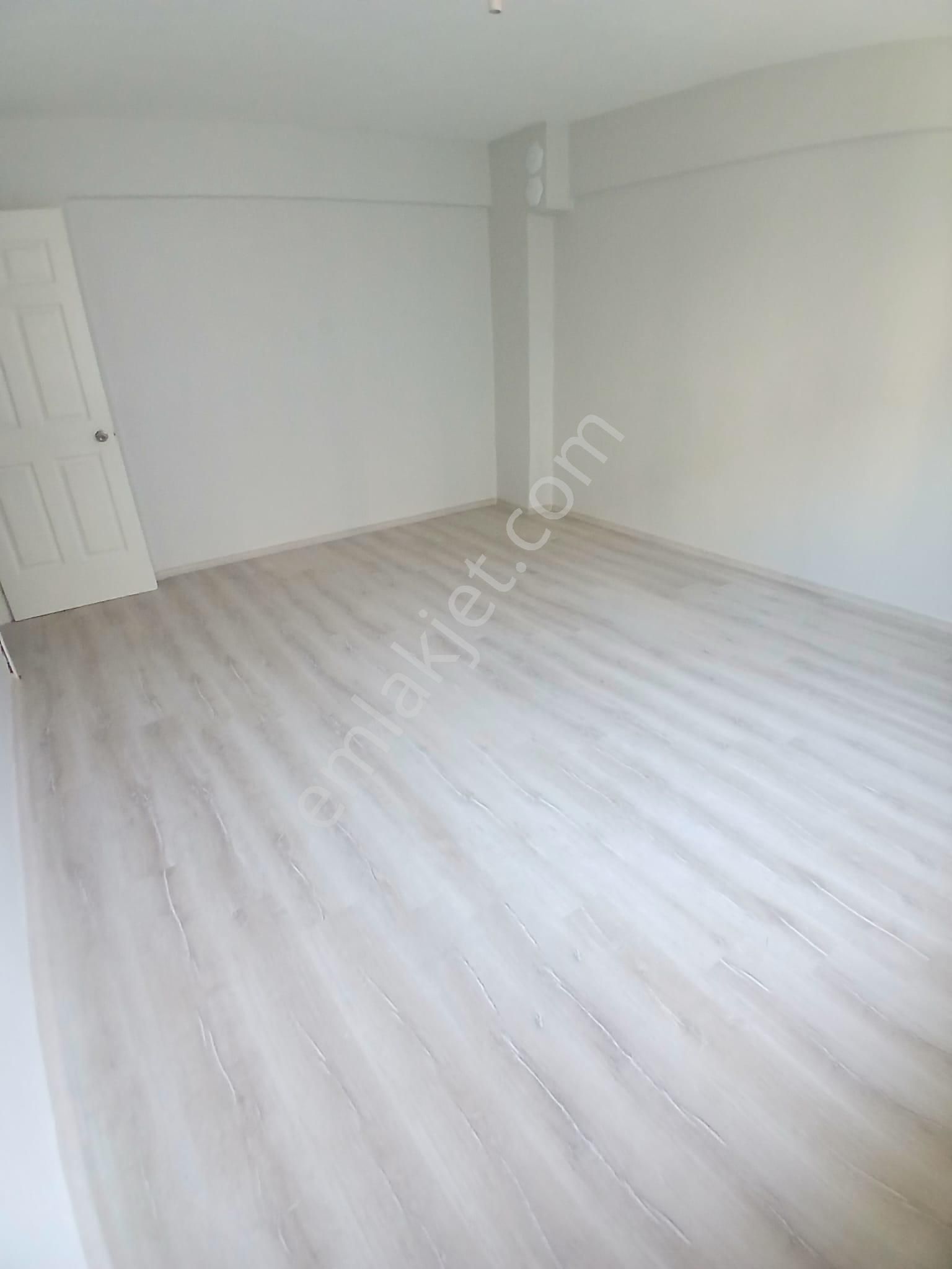 Parstan Cumhuriyette Ayrı Mutfak Doğalgazlı Geniş Ferah 2+1 - Görsel 6