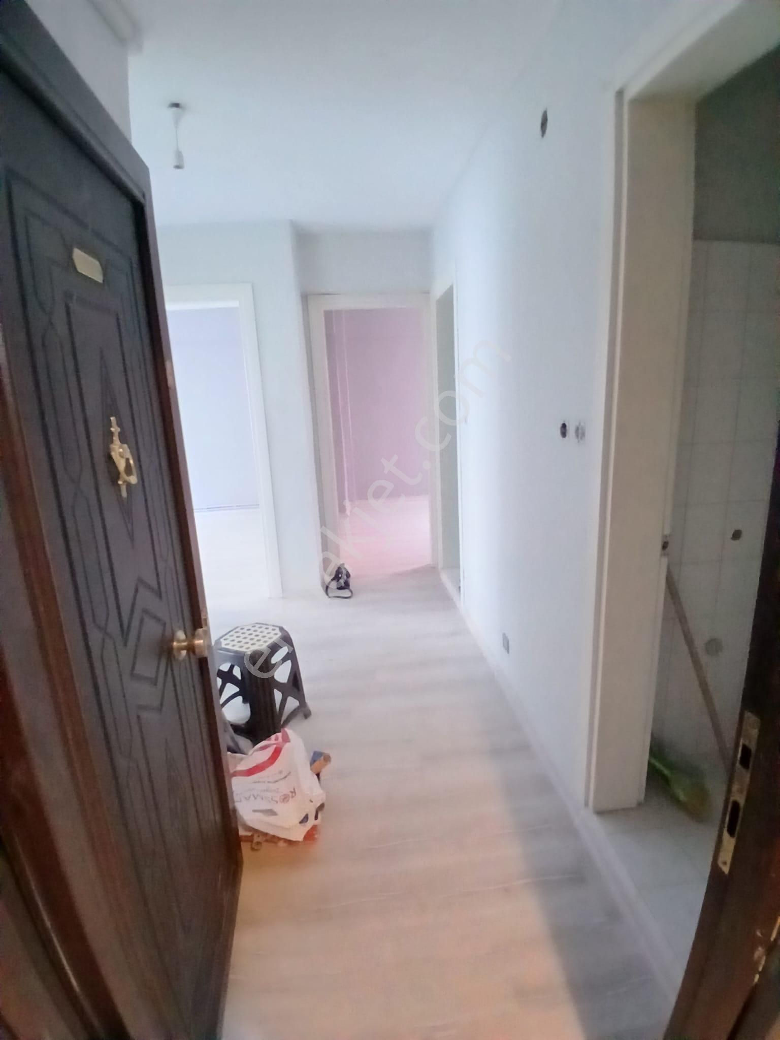 Parstan Cumhuriyette Ayrı Mutfak Doğalgazlı Geniş Ferah 2+1 - Görsel 9