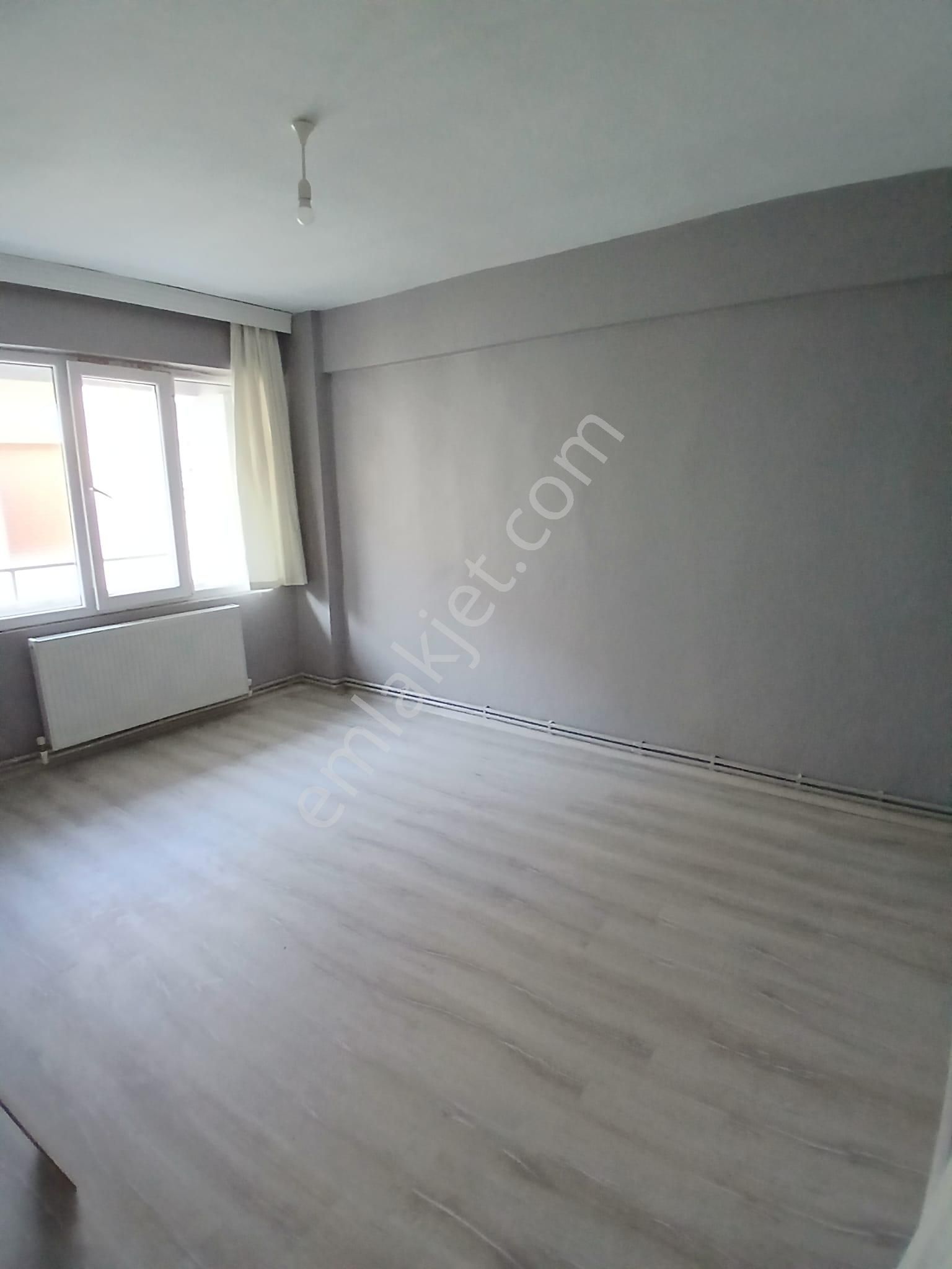 Parstan Cumhuriyette Ayrı Mutfak Doğalgazlı Geniş Ferah 2+1 - Görsel 15