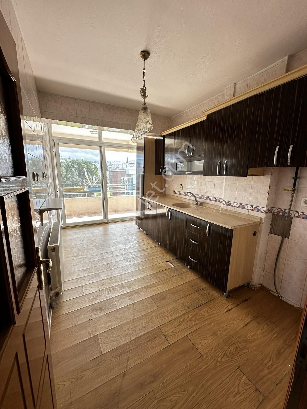 Aliağa'da Denize Sıfır 3+1 Doğalgazlı Satılık Daire - Görsel 24