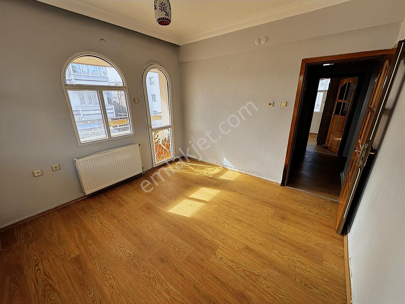 Aliağa'da Denize Sıfır 3+1 Doğalgazlı Satılık Daire - Görsel 7