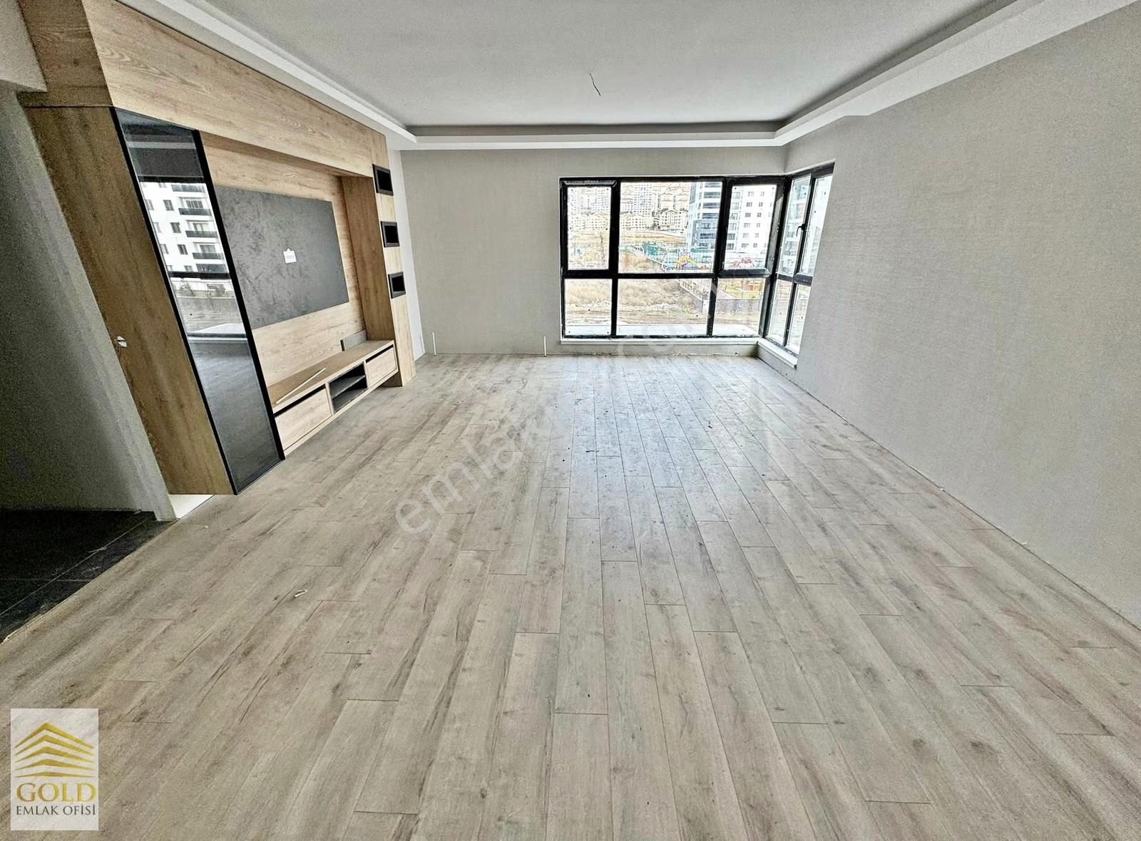 Gold'tan Ovacık Merkezde Site İçi Yüksek Katta Uygun Fiyata 4+1 - Görsel 21