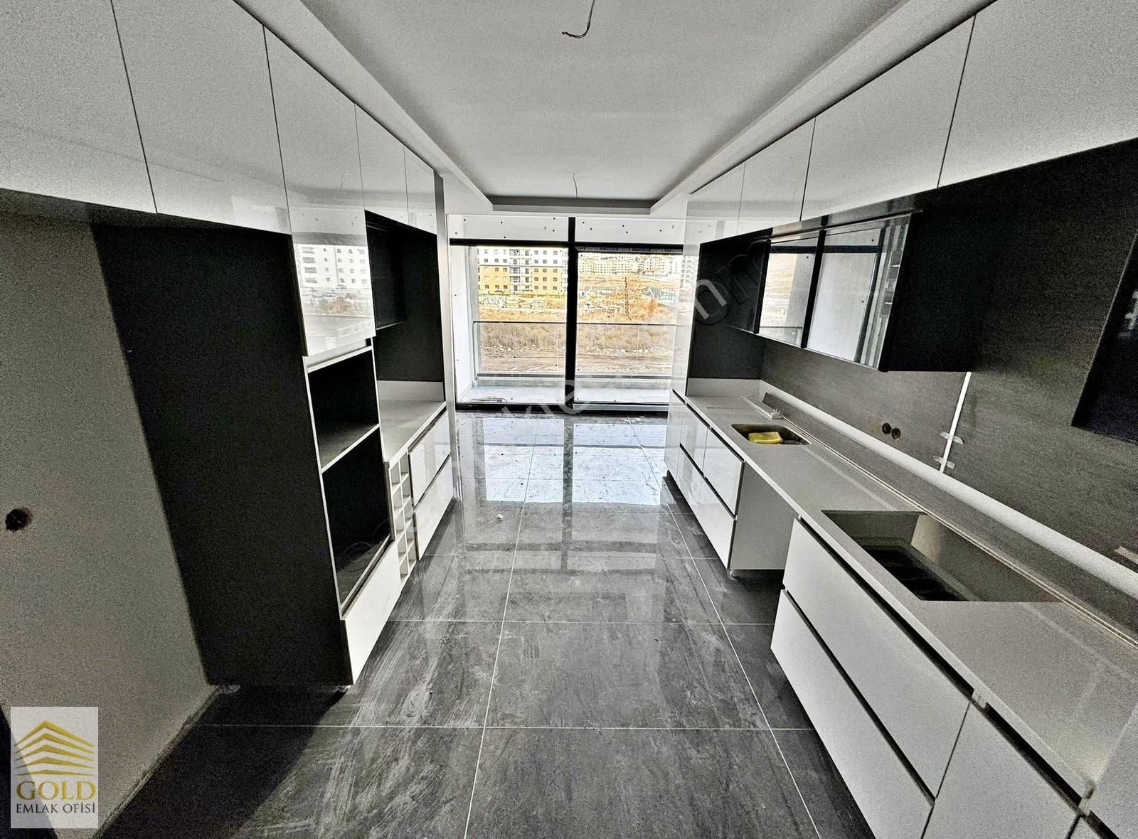 Gold'tan Ovacık Merkezde Site İçi Yüksek Katta Uygun Fiyata 4+1 - Görsel 19