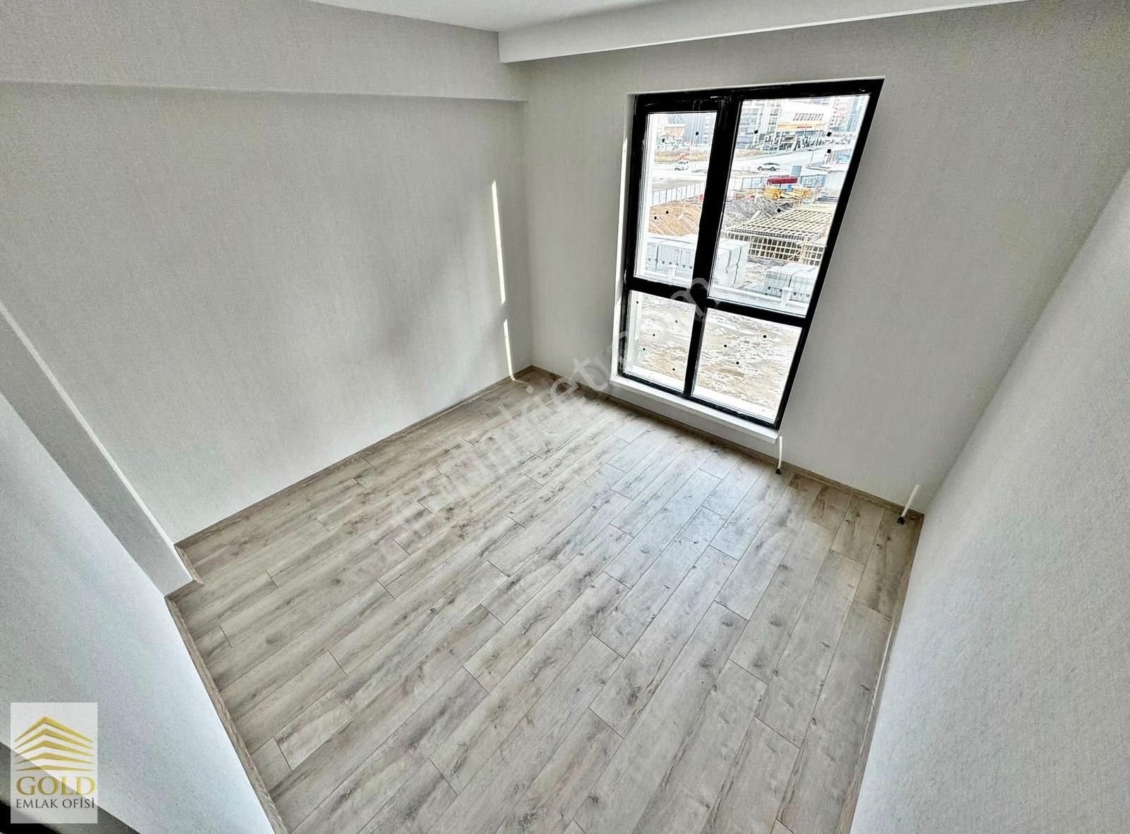 Gold'tan Ovacık Merkezde Site İçi Yüksek Katta Uygun Fiyata 4+1 - Görsel 12