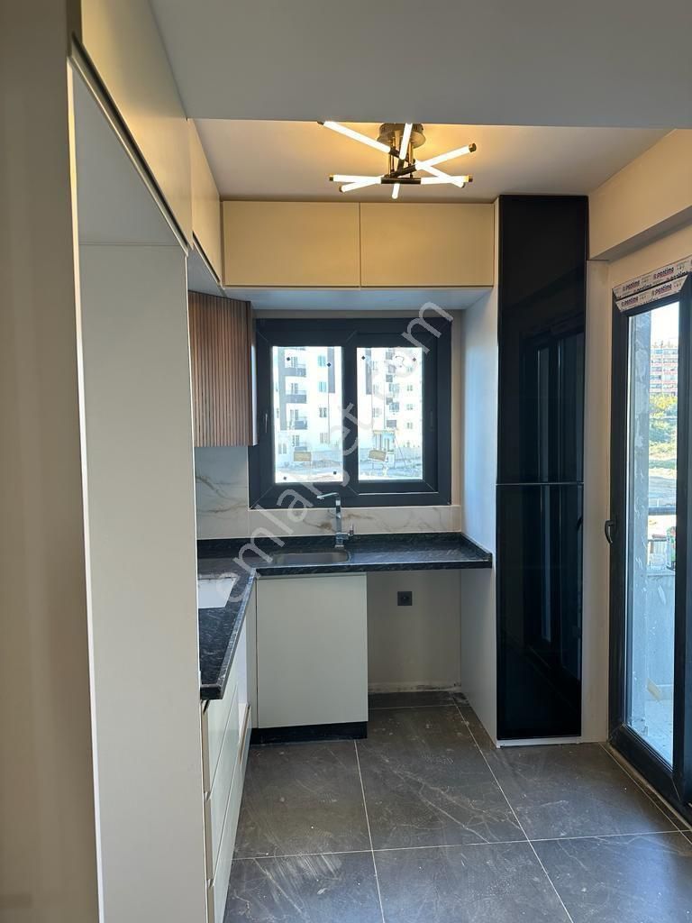 Osmangazi Mahallesinde 2+1 Doğalgaz Kombili Ultra Lüks Satılık Daire - Görsel 15