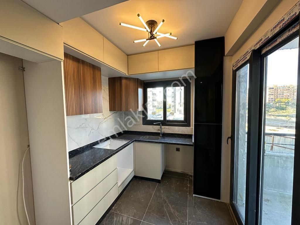 Osmangazi Mahallesinde 2+1 Doğalgaz Kombili Ultra Lüks Satılık Daire - Görsel 16