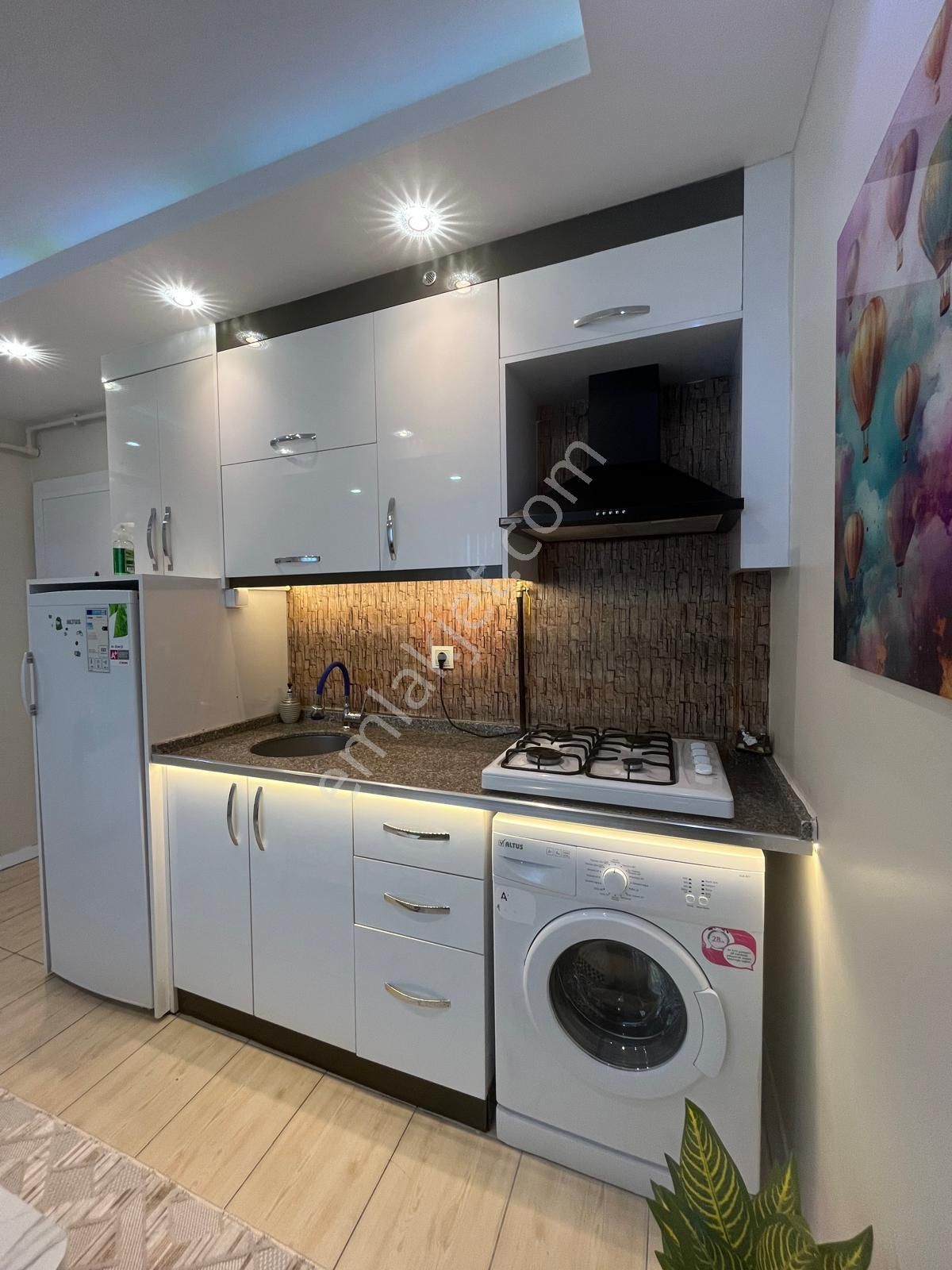Paü ‘ Ye Yakın Arakat Full Eşyalı Yatırımlık 1+1 Satılık Apart - Görsel 9
