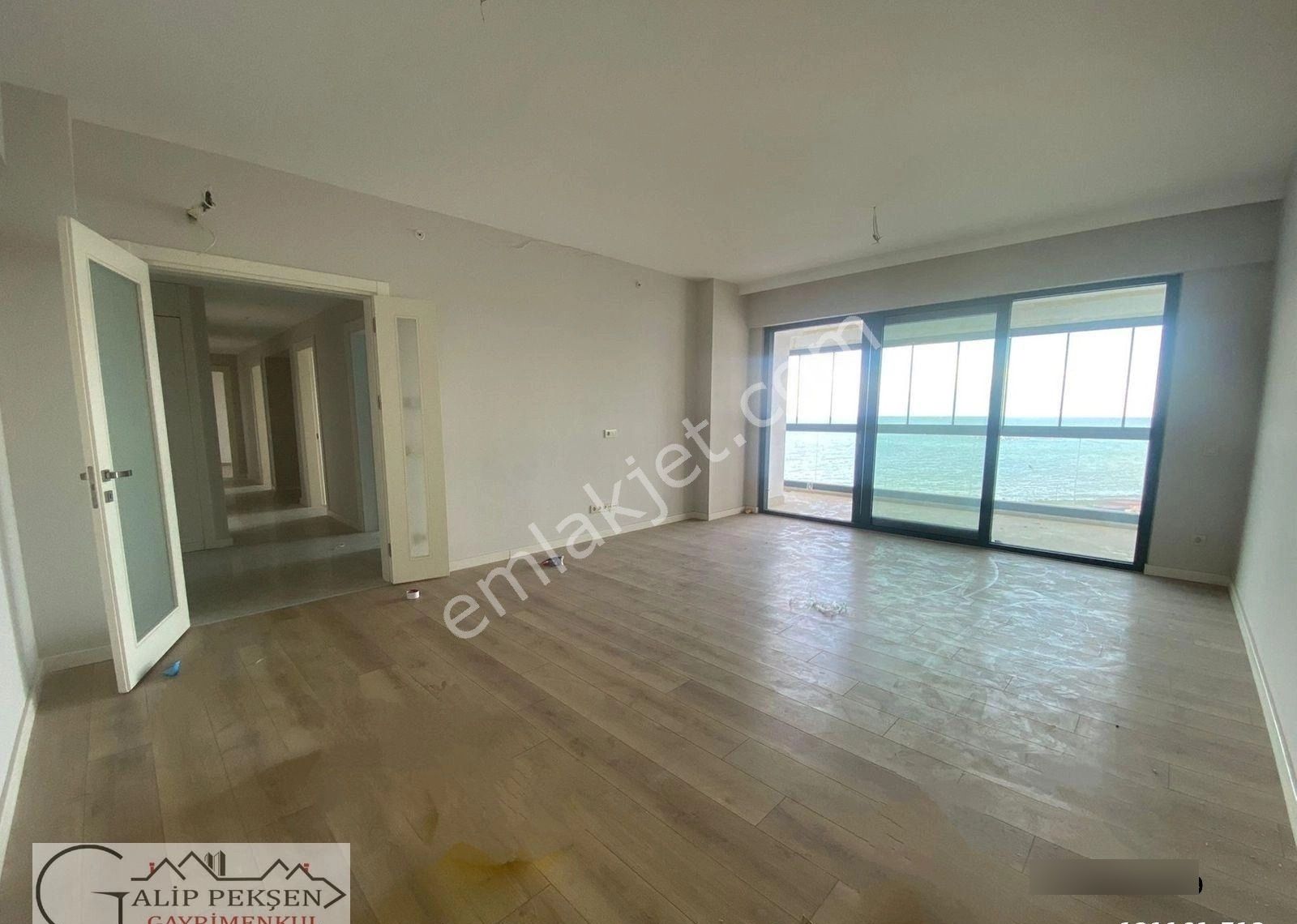 Trabzon Yomra Sancak'ta Deniz Manzaralı, Site İçinde 3+1 Lüks Sıfır Daire 170 M² - Görsel 10