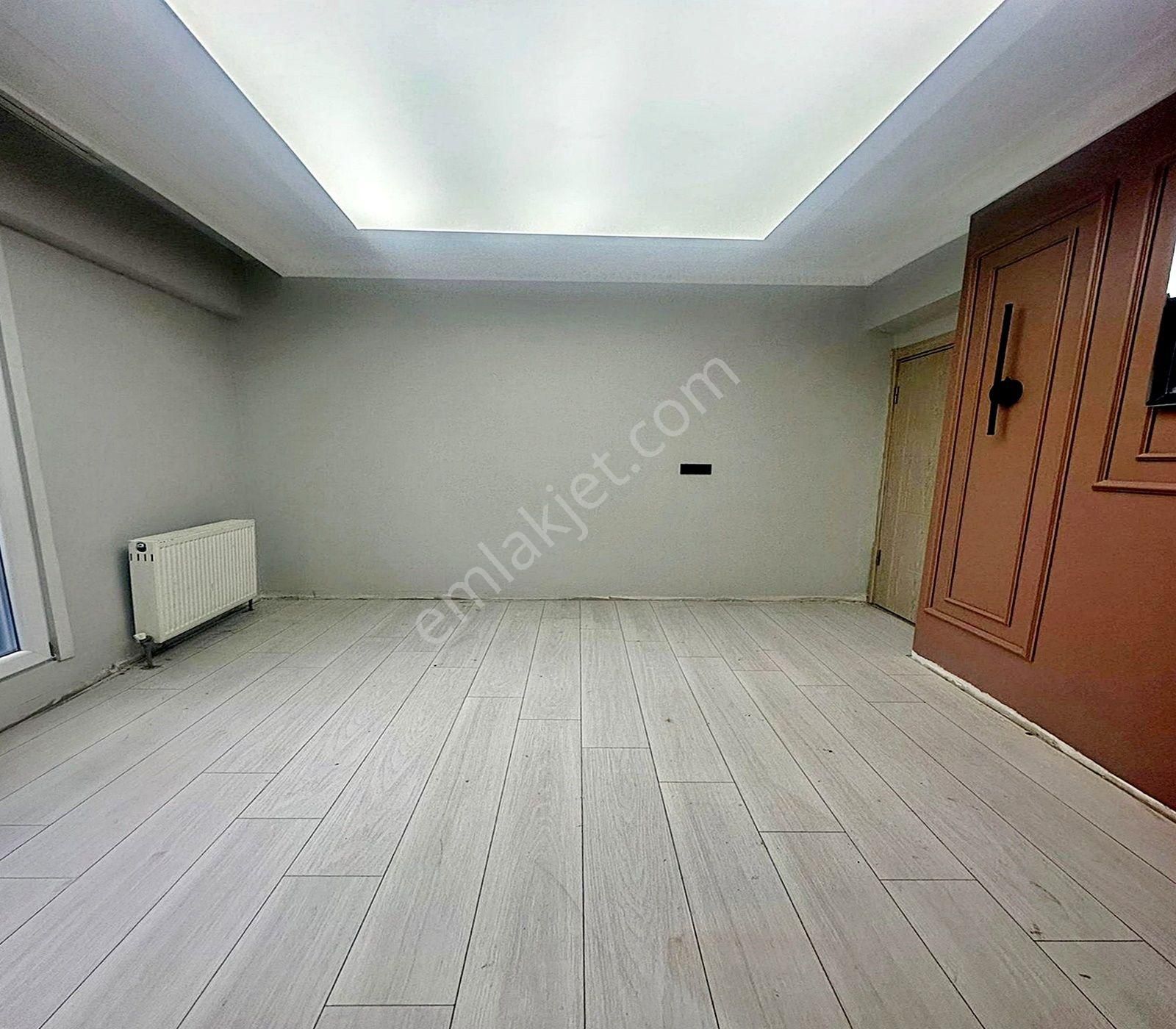 Güzelyurt Mahallesinde Metrobüse Yakın 2+1 Satılık Ara Kat Daire - Görsel 5