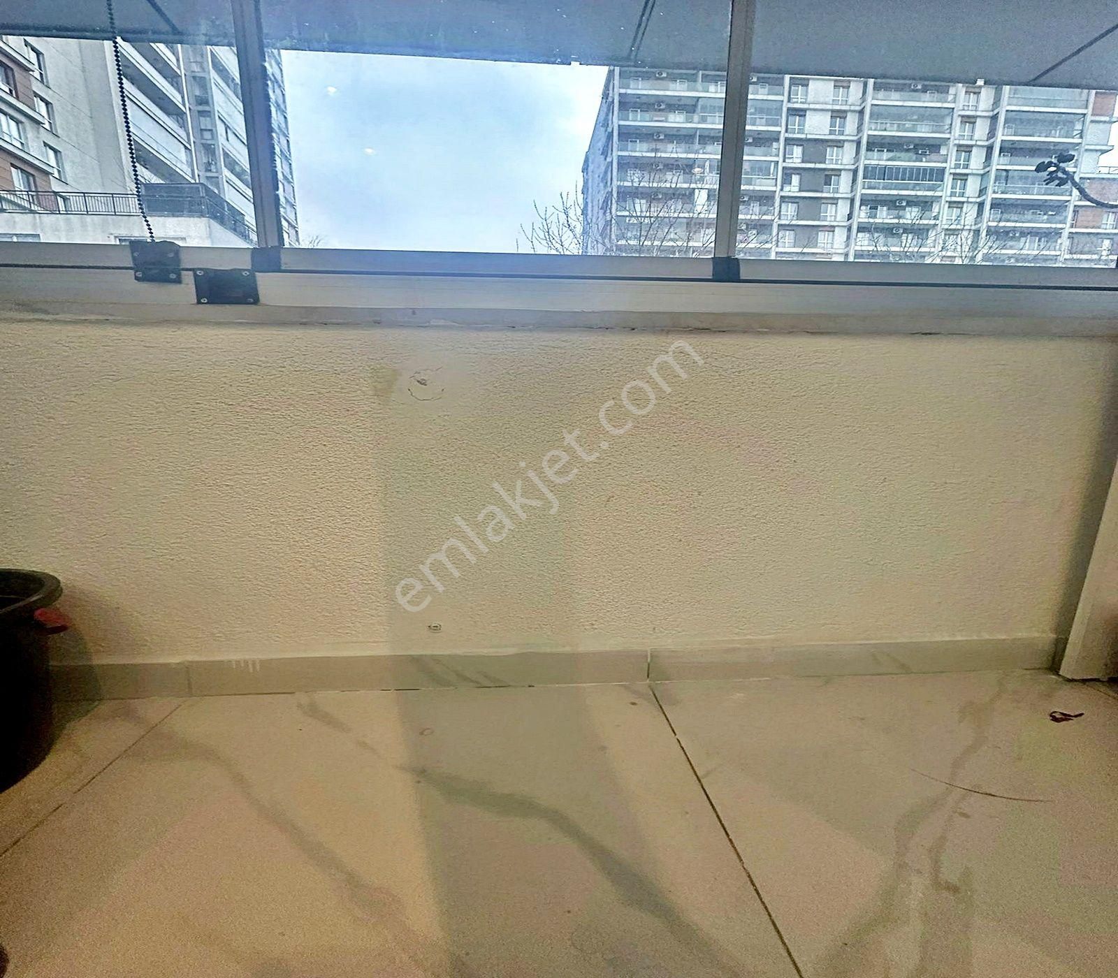 Güzelyurt Mahallesinde Metrobüse Yakın 2+1 Satılık Ara Kat Daire - Görsel 20