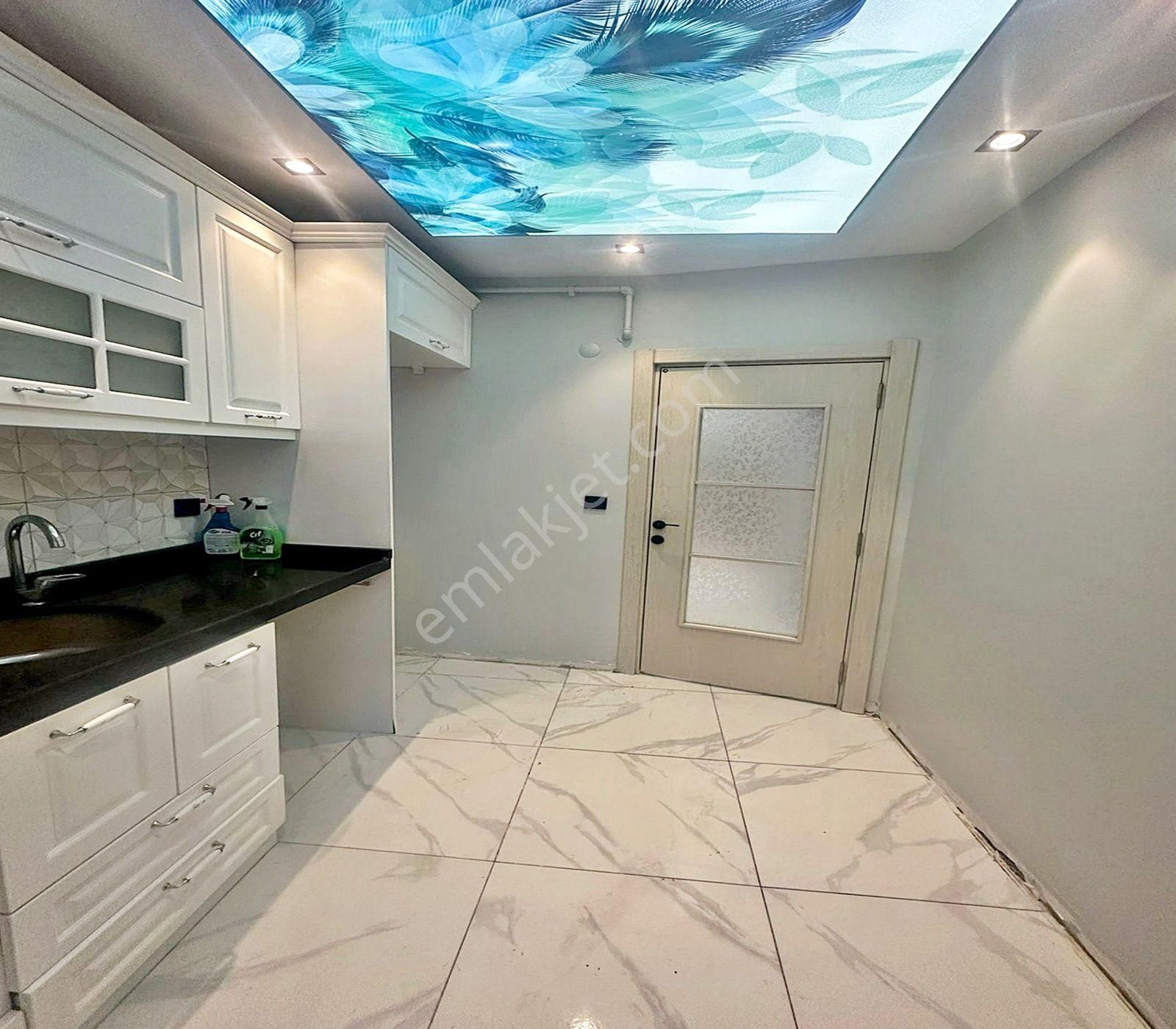 Güzelyurt Mahallesinde Metrobüse Yakın 2+1 Satılık Ara Kat Daire - Görsel 14