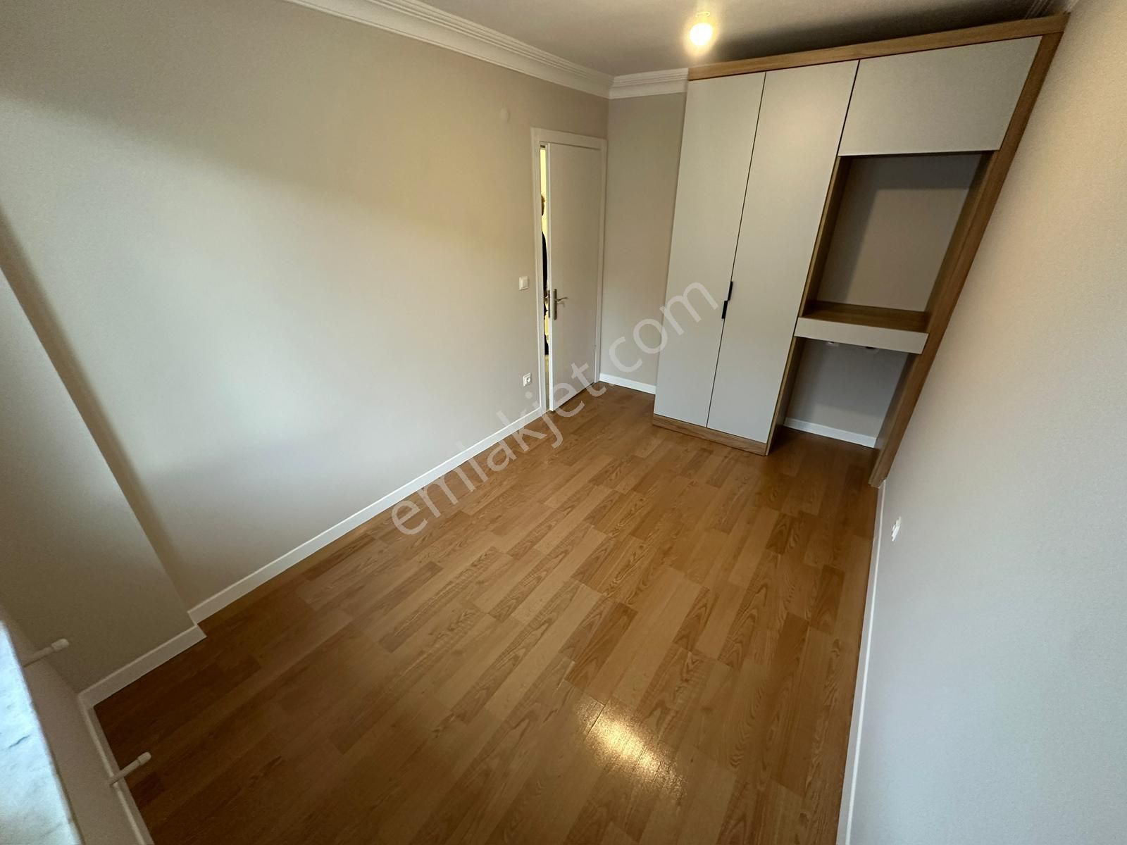 🟠🟠alfa'dan Akçay'da Masrafsız Satılık Ayrı Mutfak 10 Yaşında Geniş 3+1 Daire - Görsel 4