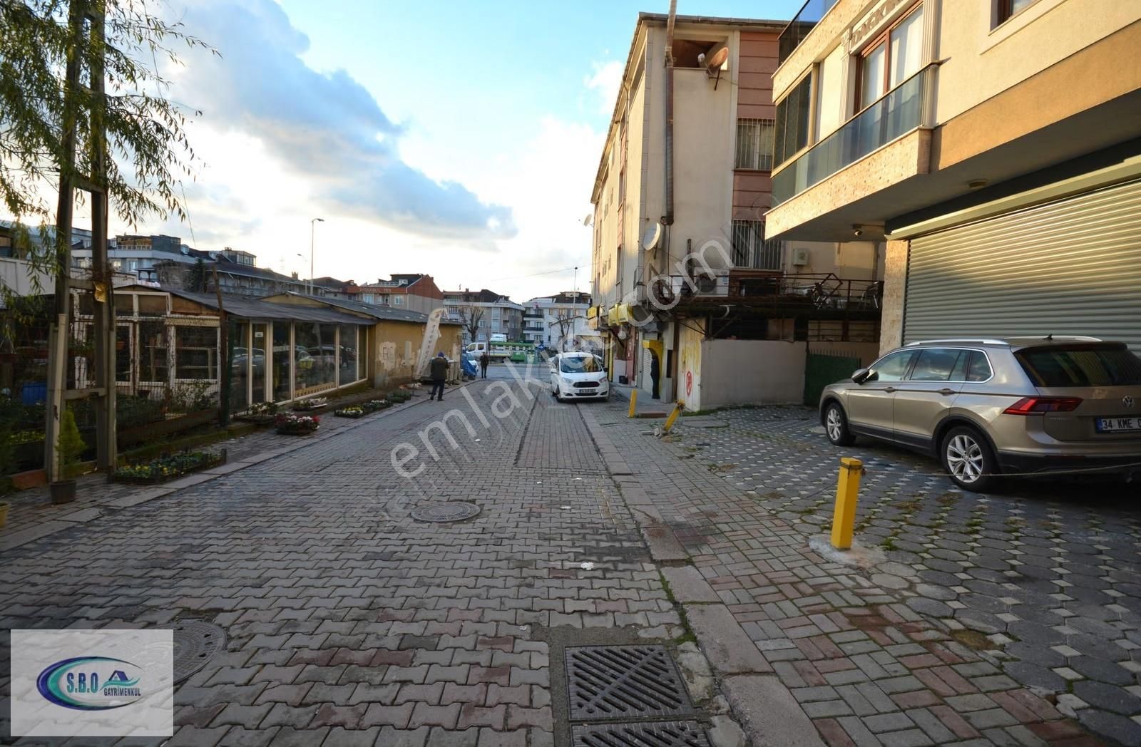 Cadde Üzerinde Çift Balkonlu Kiralık 90 M² Eşyalı Lüks 2+1 Daire - Görsel 4