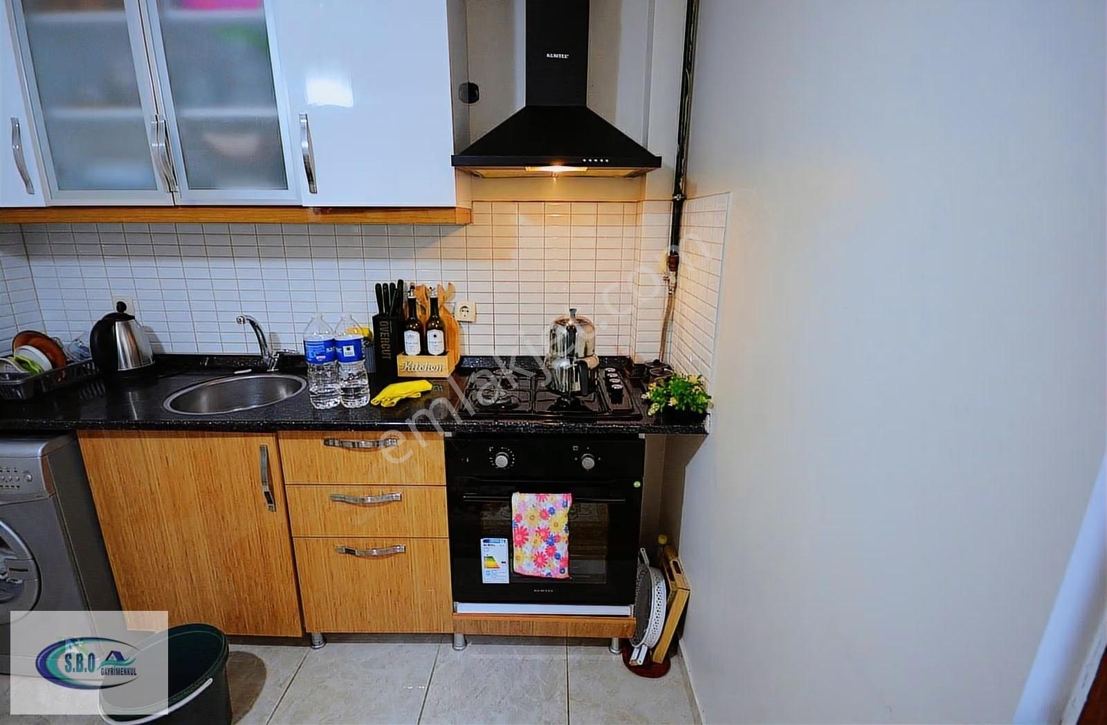 Cadde Üzerinde Çift Balkonlu Kiralık 90 M² Eşyalı Lüks 2+1 Daire - Görsel 17