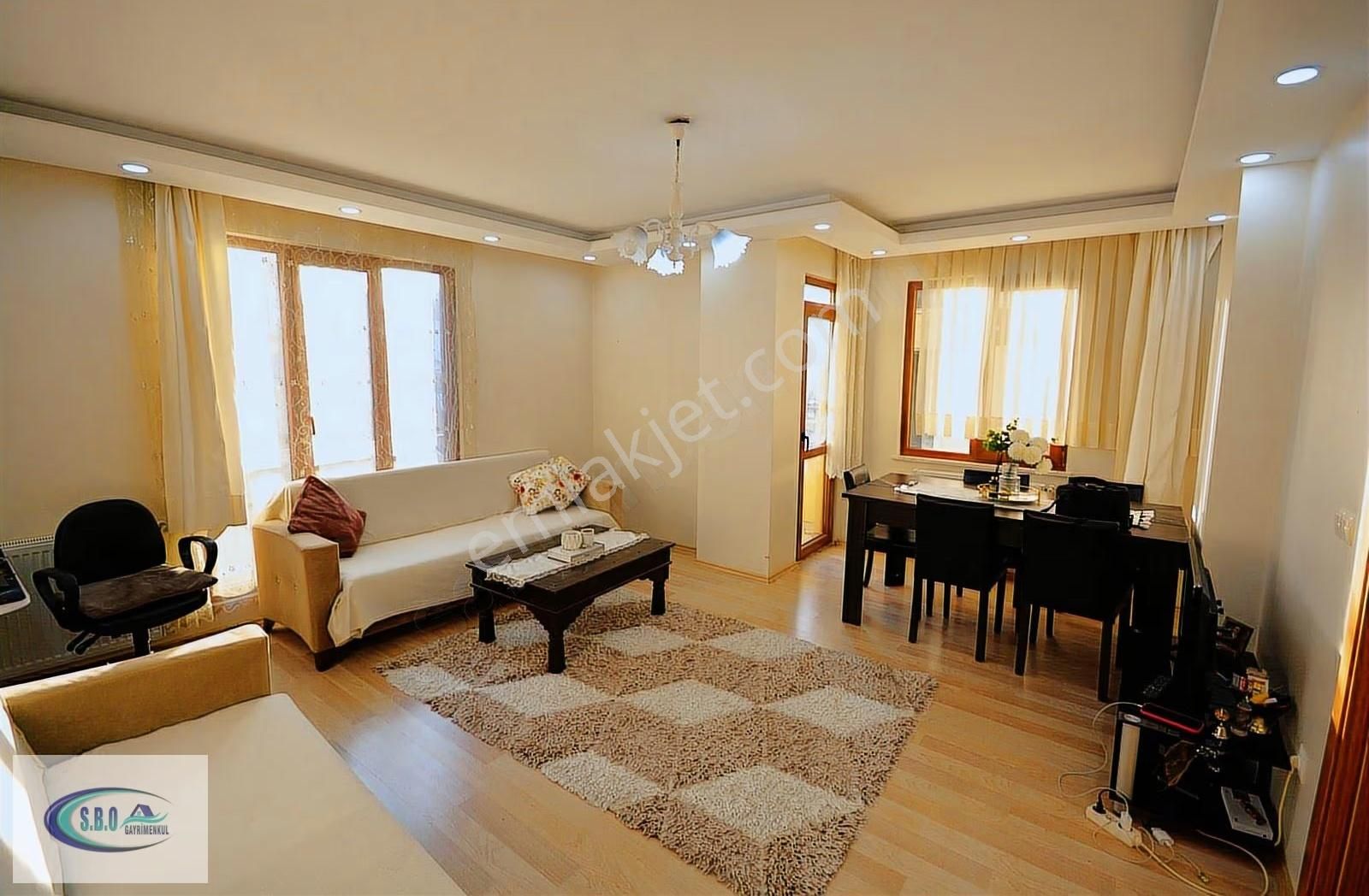 Cadde Üzerinde Çift Balkonlu Kiralık 90 M² Eşyalı Lüks 2+1 Daire - Görsel 14