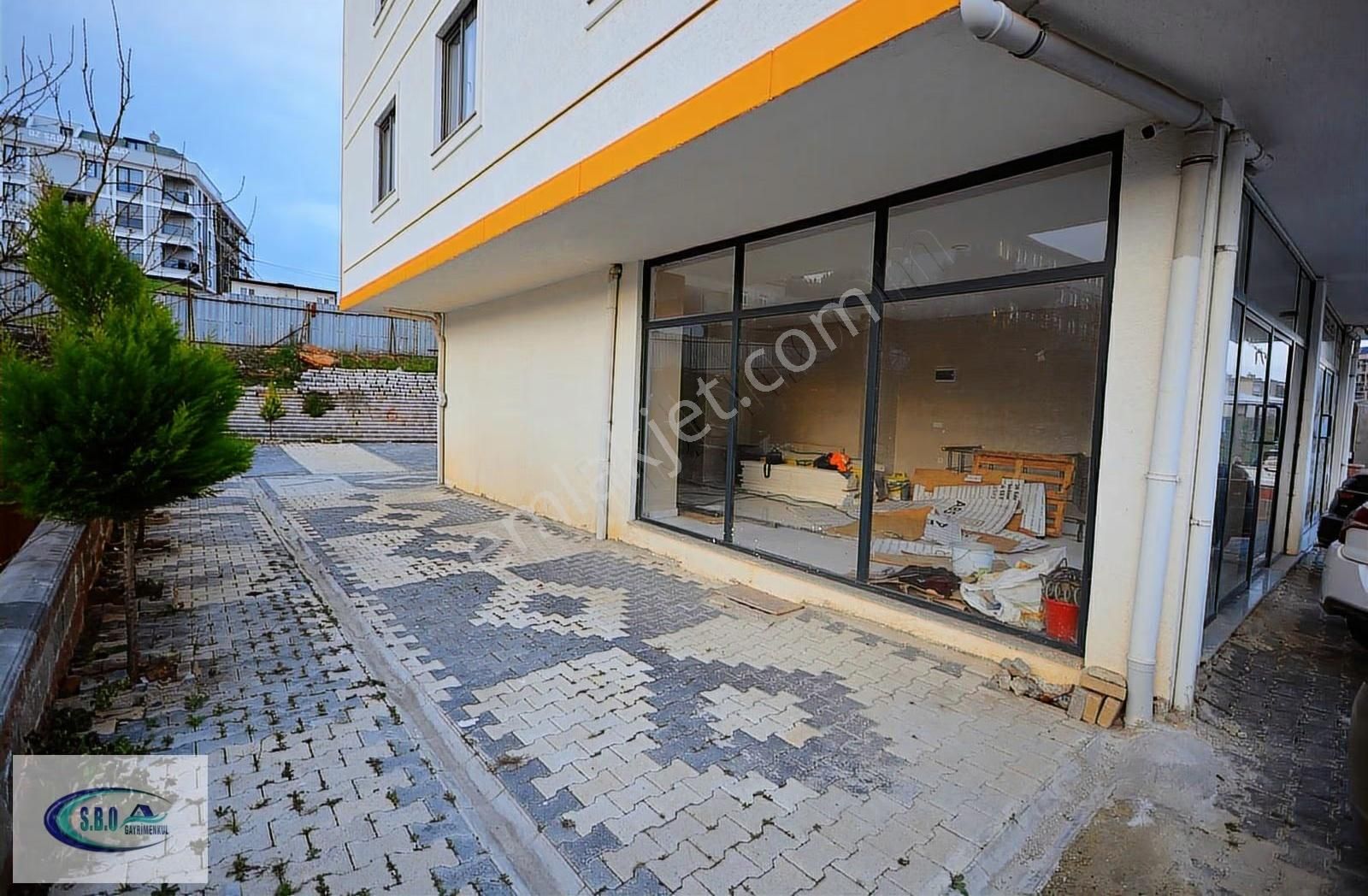 Orhangazi Mah.alparslan Cad Üzeri Kiralık Dükkan