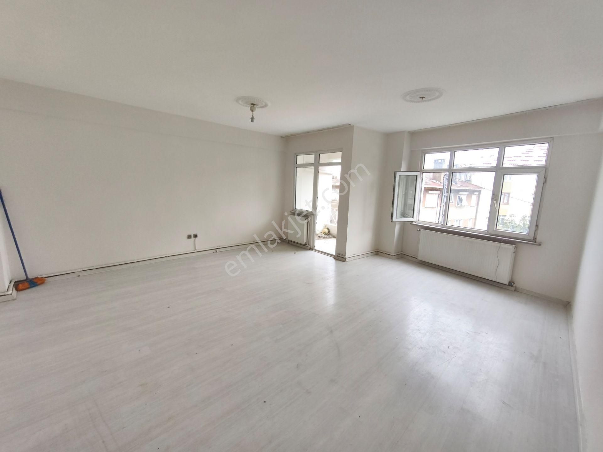 Eyüp Rami Cuma Mh. 3+1 ,120 M2 / 2.kat / Kombili , Havadar , Aileye - Görsel 7