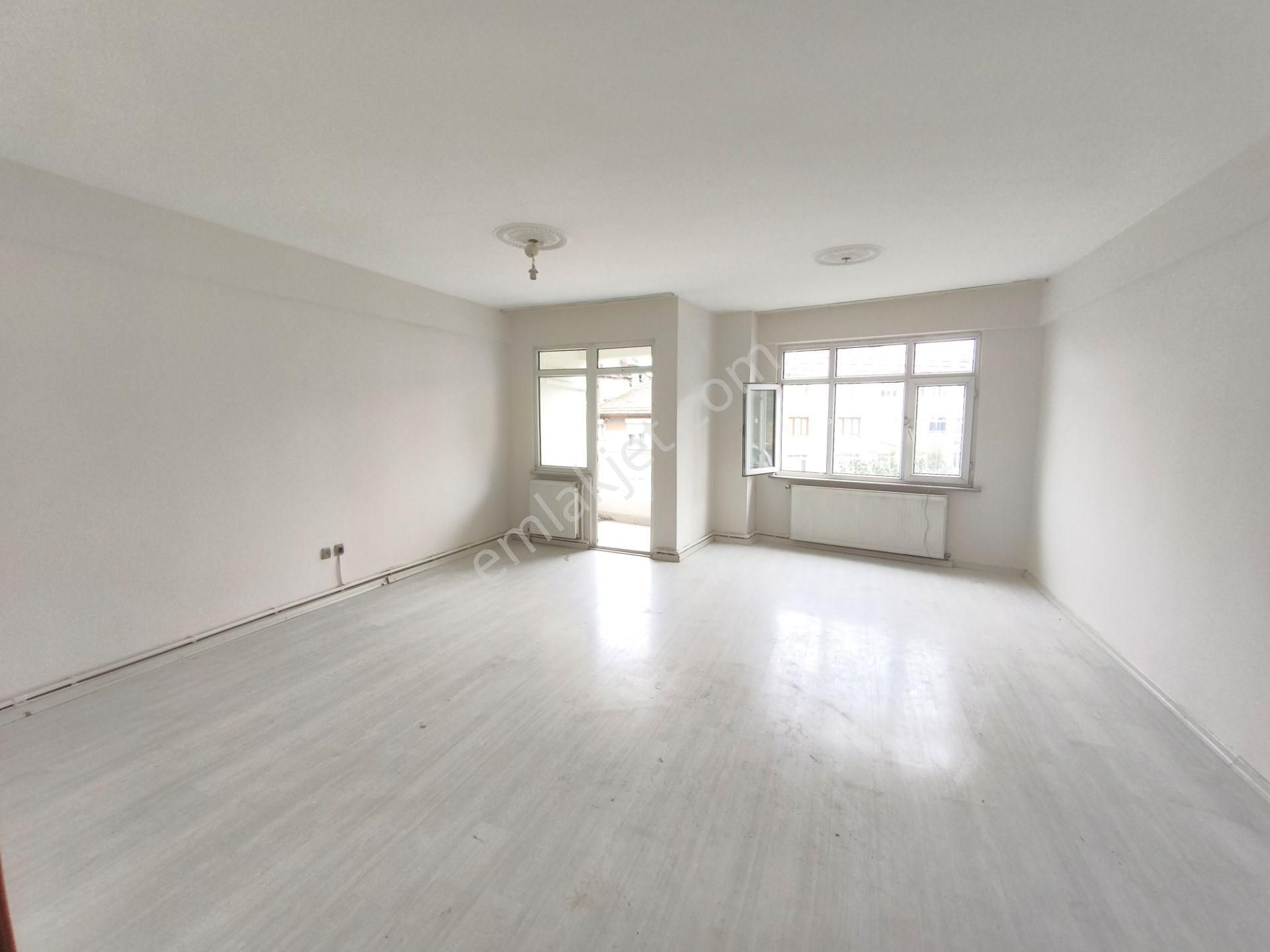 Eyüp Rami Cuma Mh. 3+1 ,120 M2 / 2.kat / Kombili , Havadar , Aileye - Görsel 6